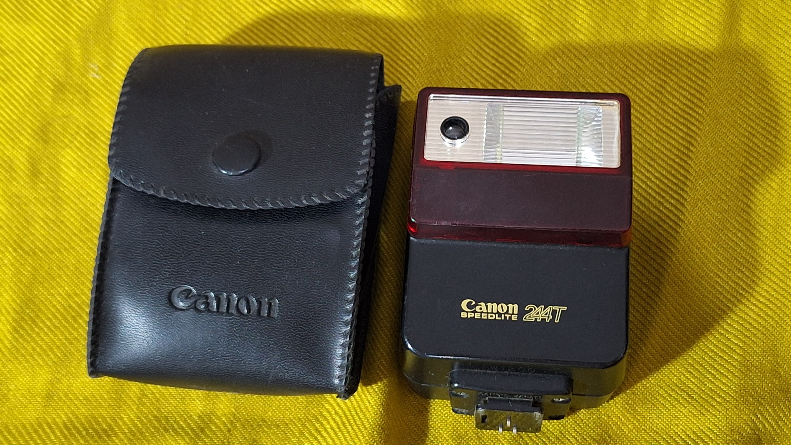 فلاش یا اسپیدلایت canon 244T