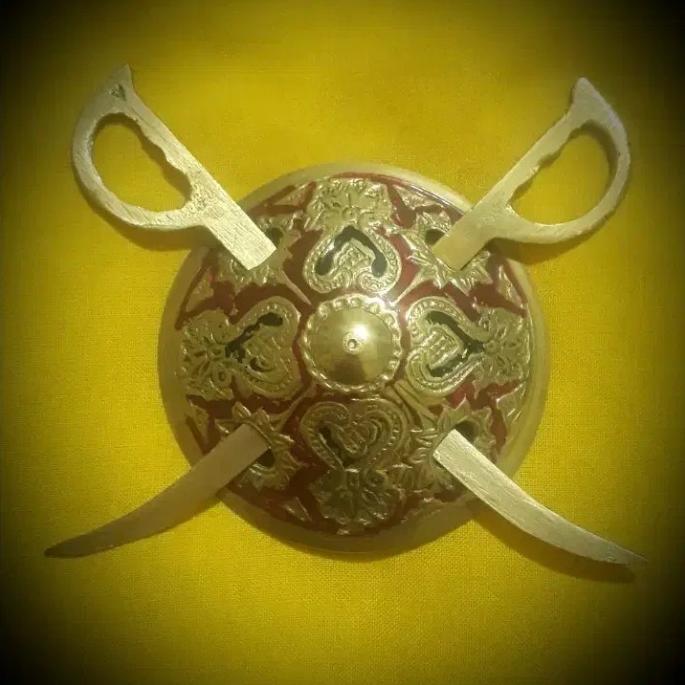 دیوارکوب قدیمی وارداتی تمام قلم میناکاری