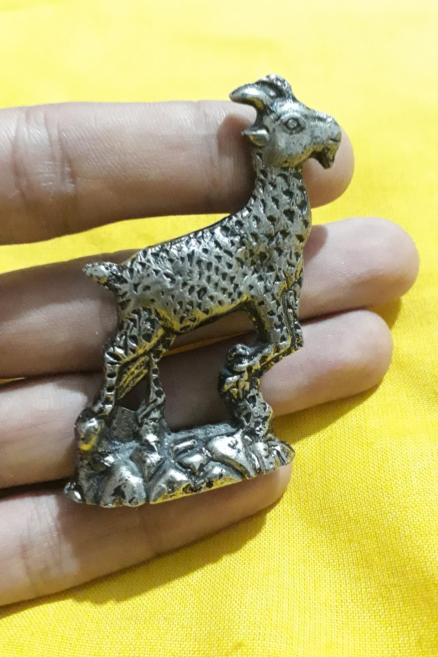 مجسمه بُز نقره عیار800 اروپایی قدیمی وزن 80گرم