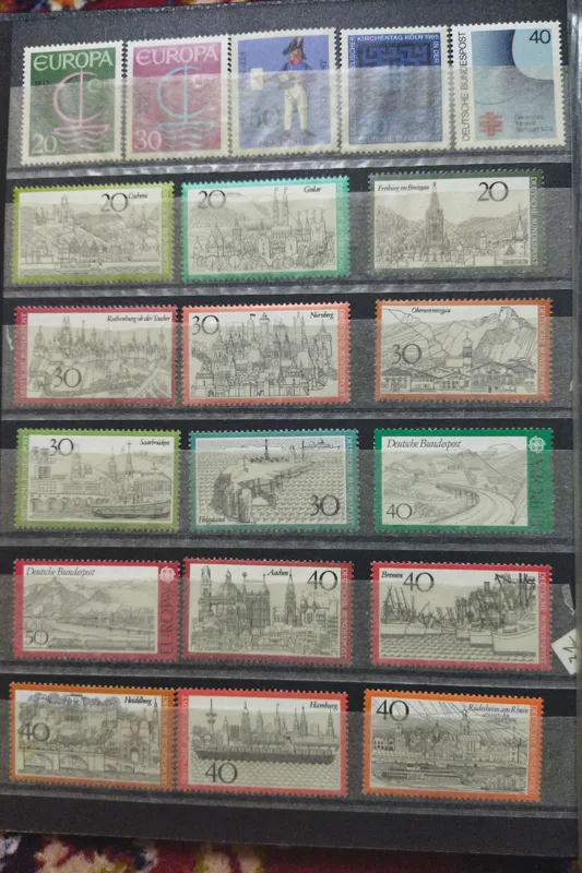 آلبوم آلمانی با 324 تمبر نو با قیمت دو سال قبل
