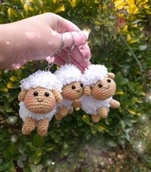 آویزعروسکی