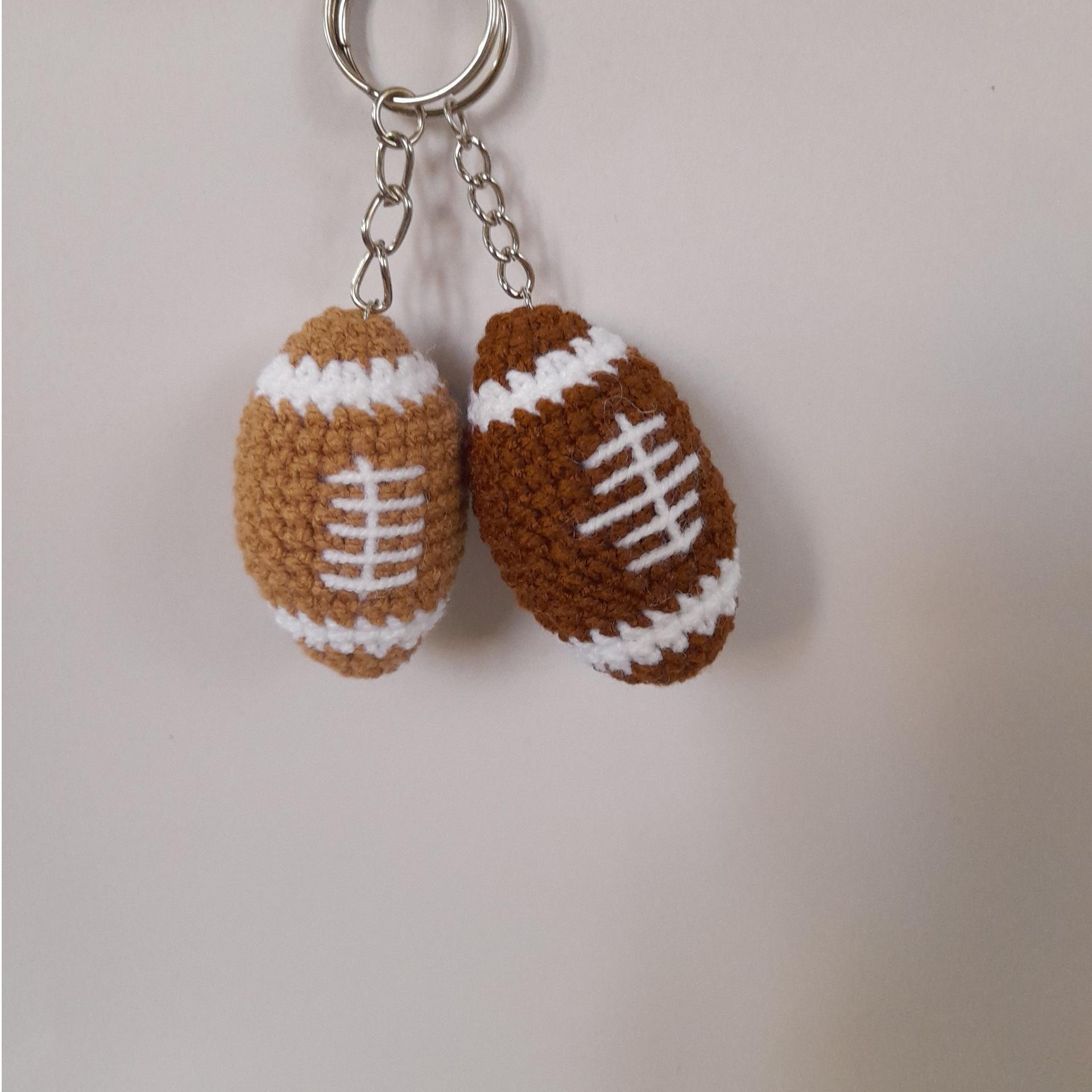 آویزتوپ فوتبال راگبی قلاب بافی