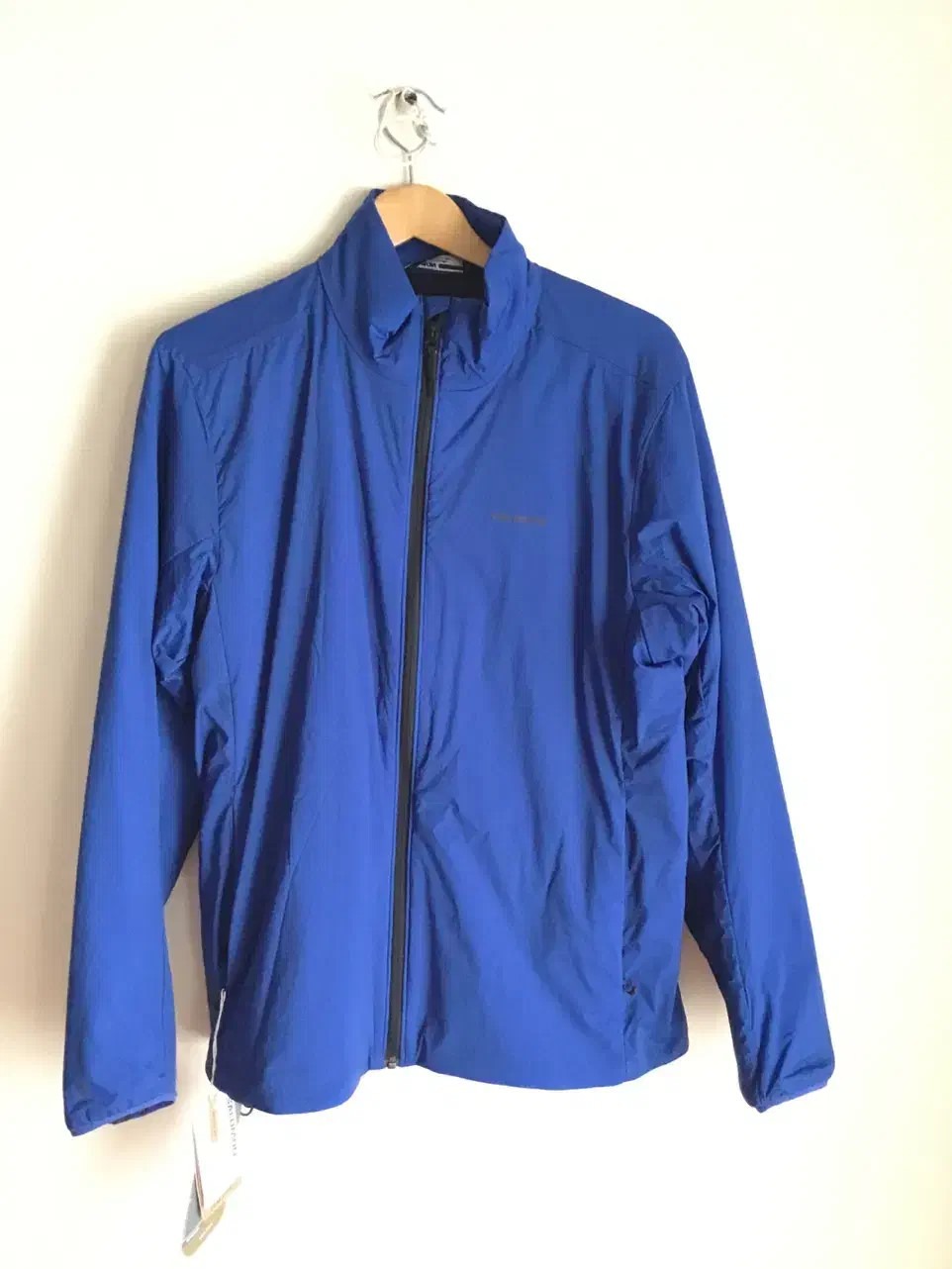 کاپشن ورزشی سالومون