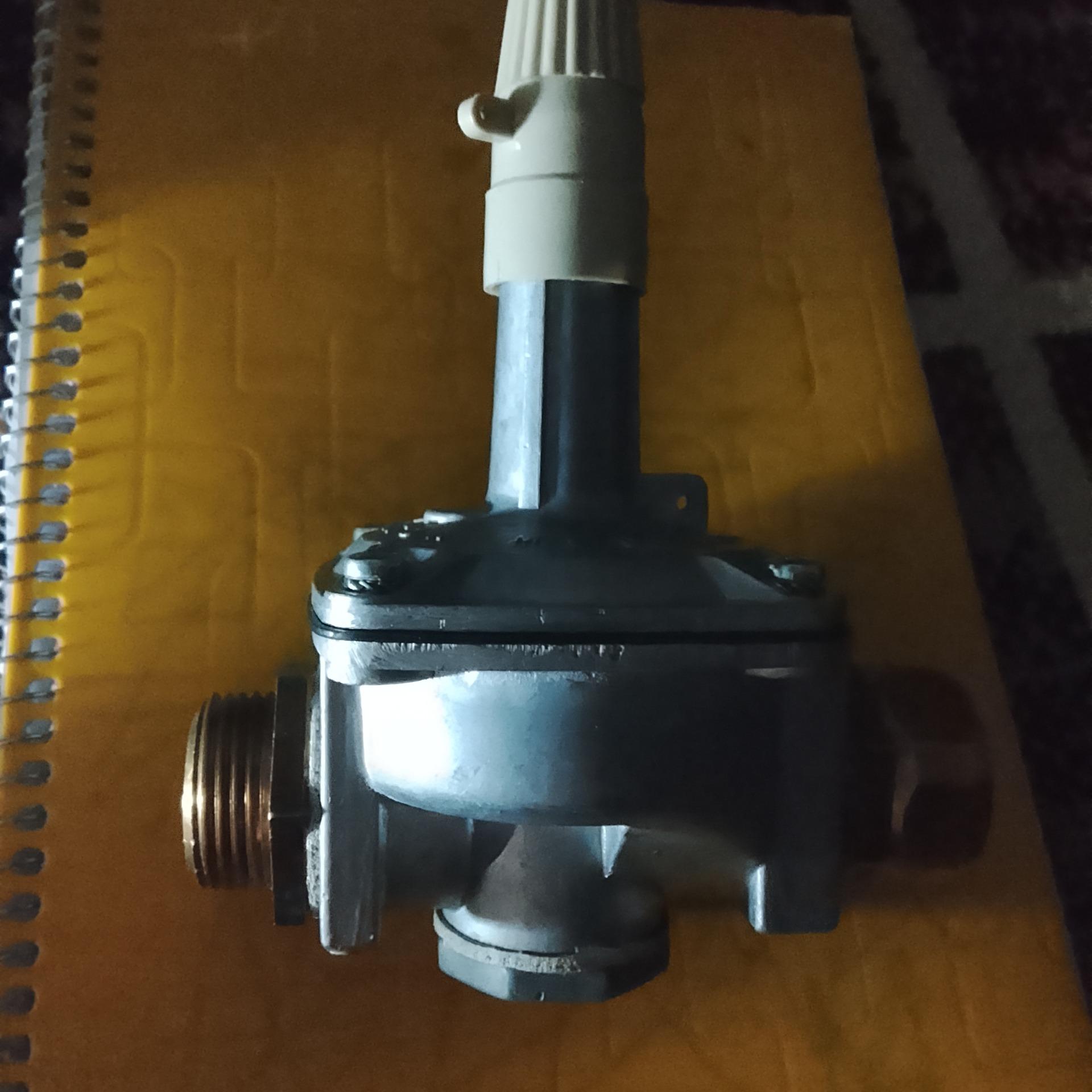 رگلاتور گاز بخاری یا پکیج