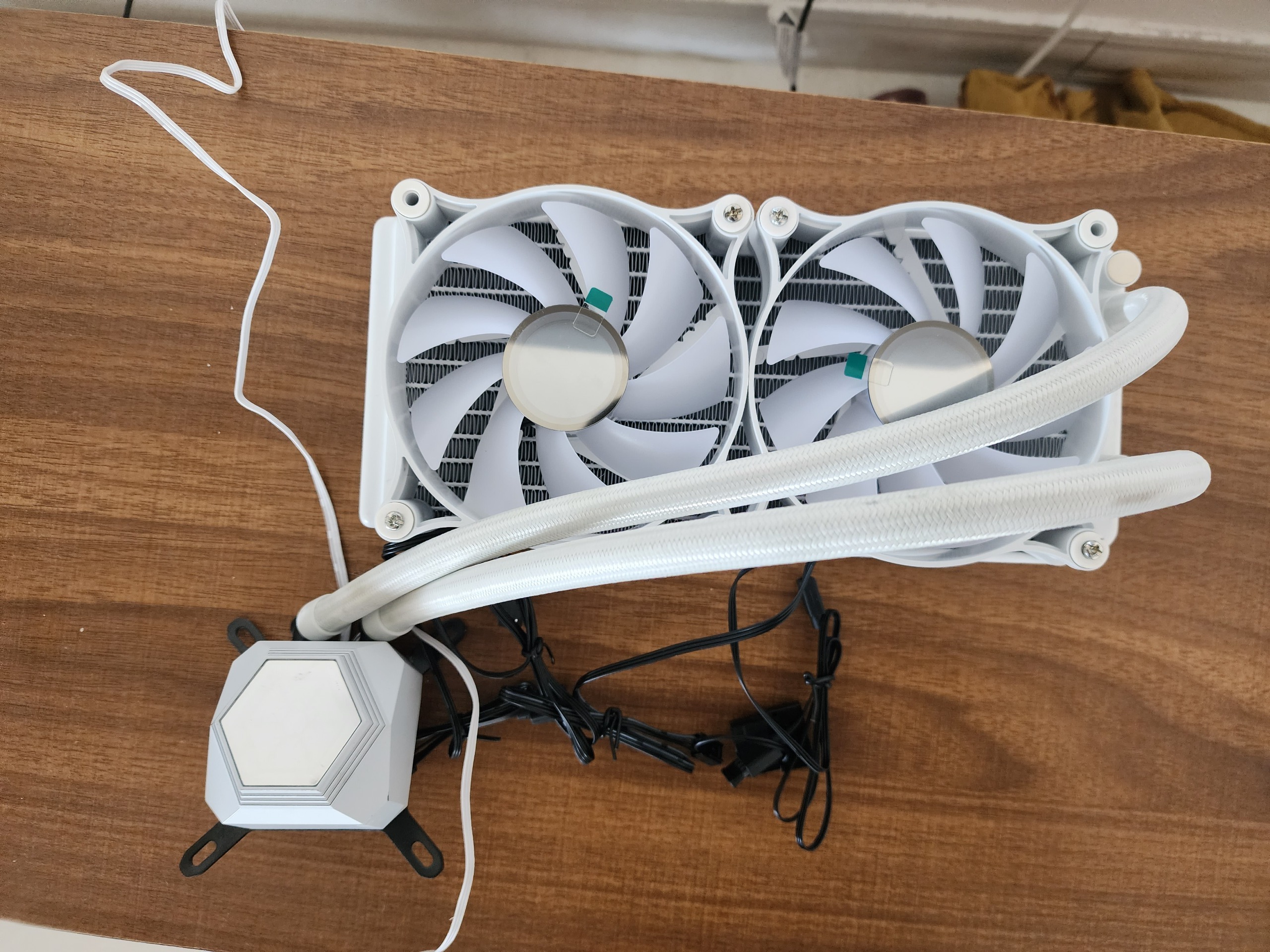 واتر کولر silver stone pf240