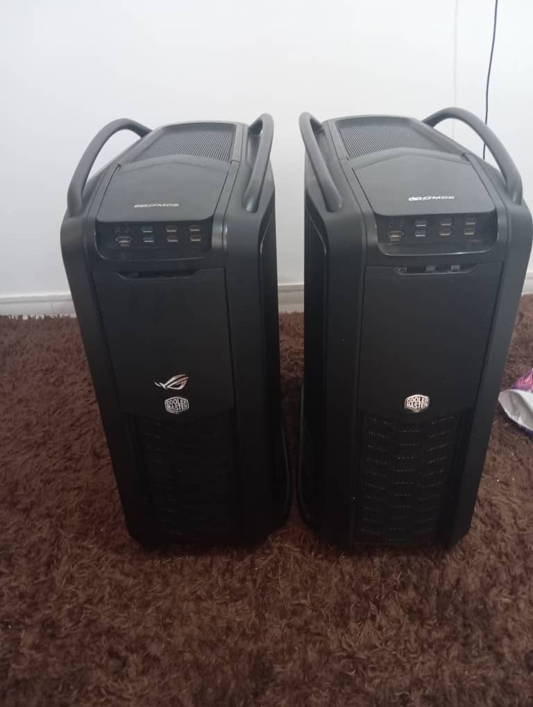 قاب کیس cooler master cosmos ii