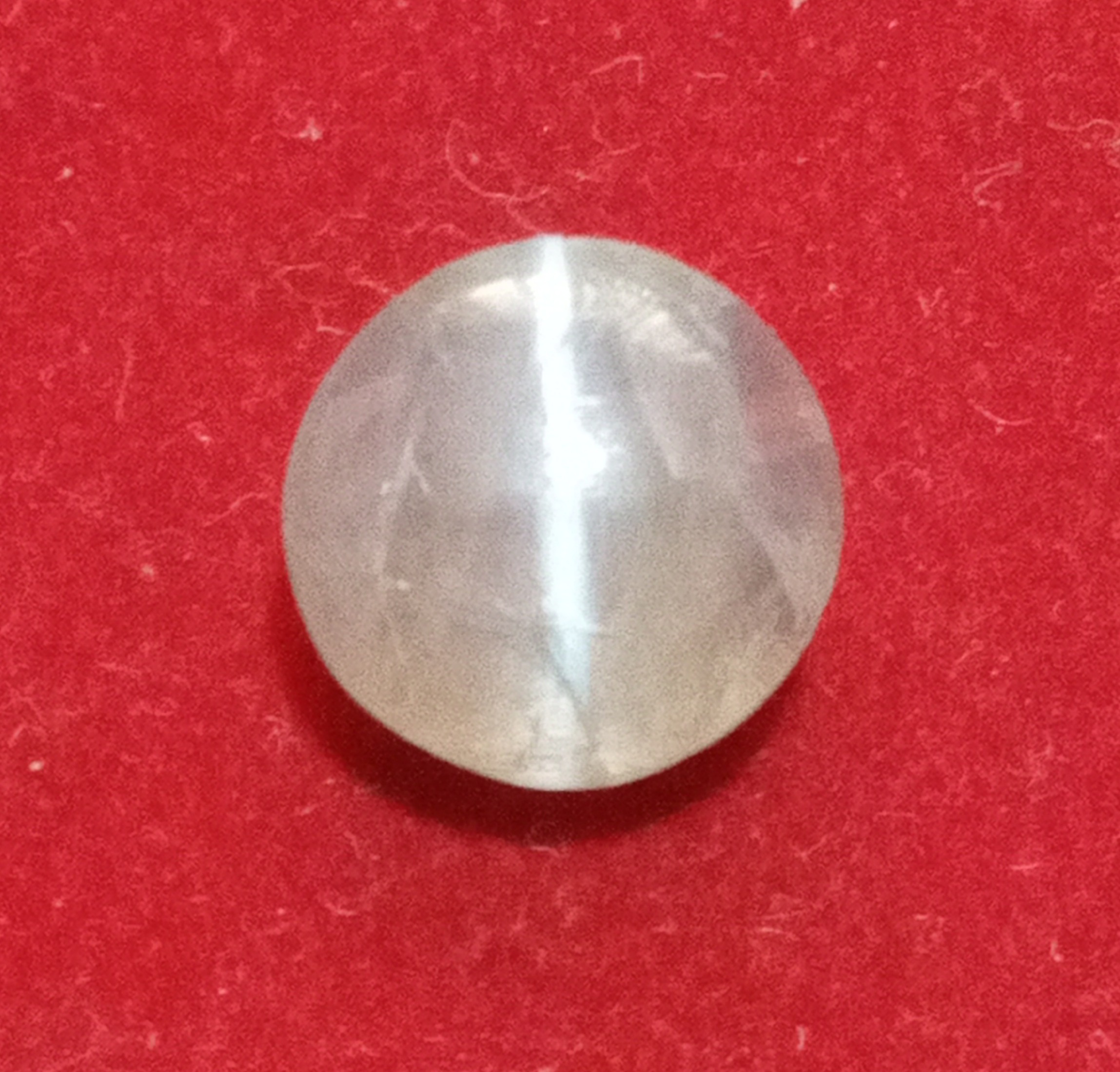 نگین انگشتری سنگ معدنی چشم گربه