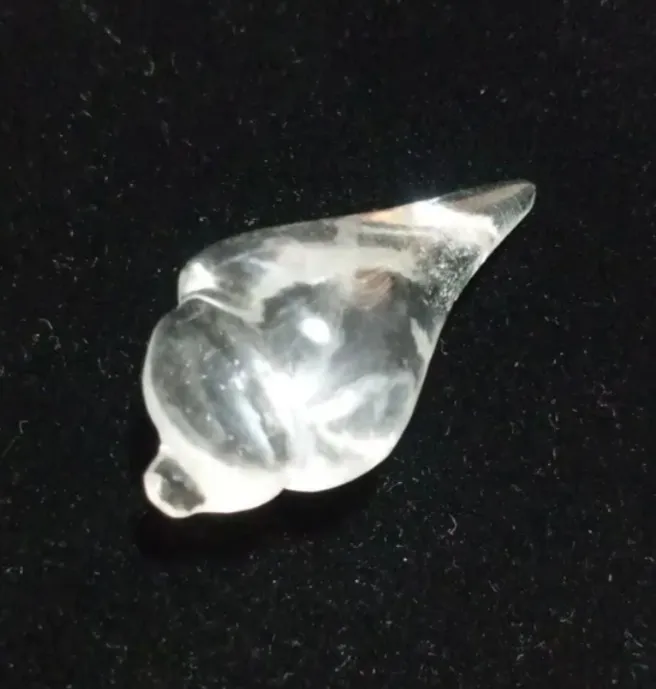 سنگ کوارتز کریستال به شکل صدف