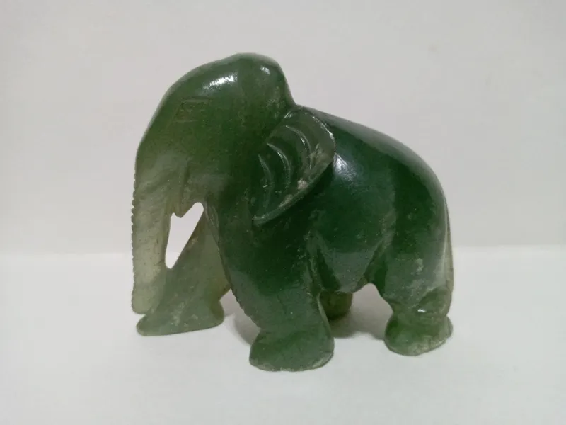 مجسمه فیل (سنگ معدنی آونتورین سبز)