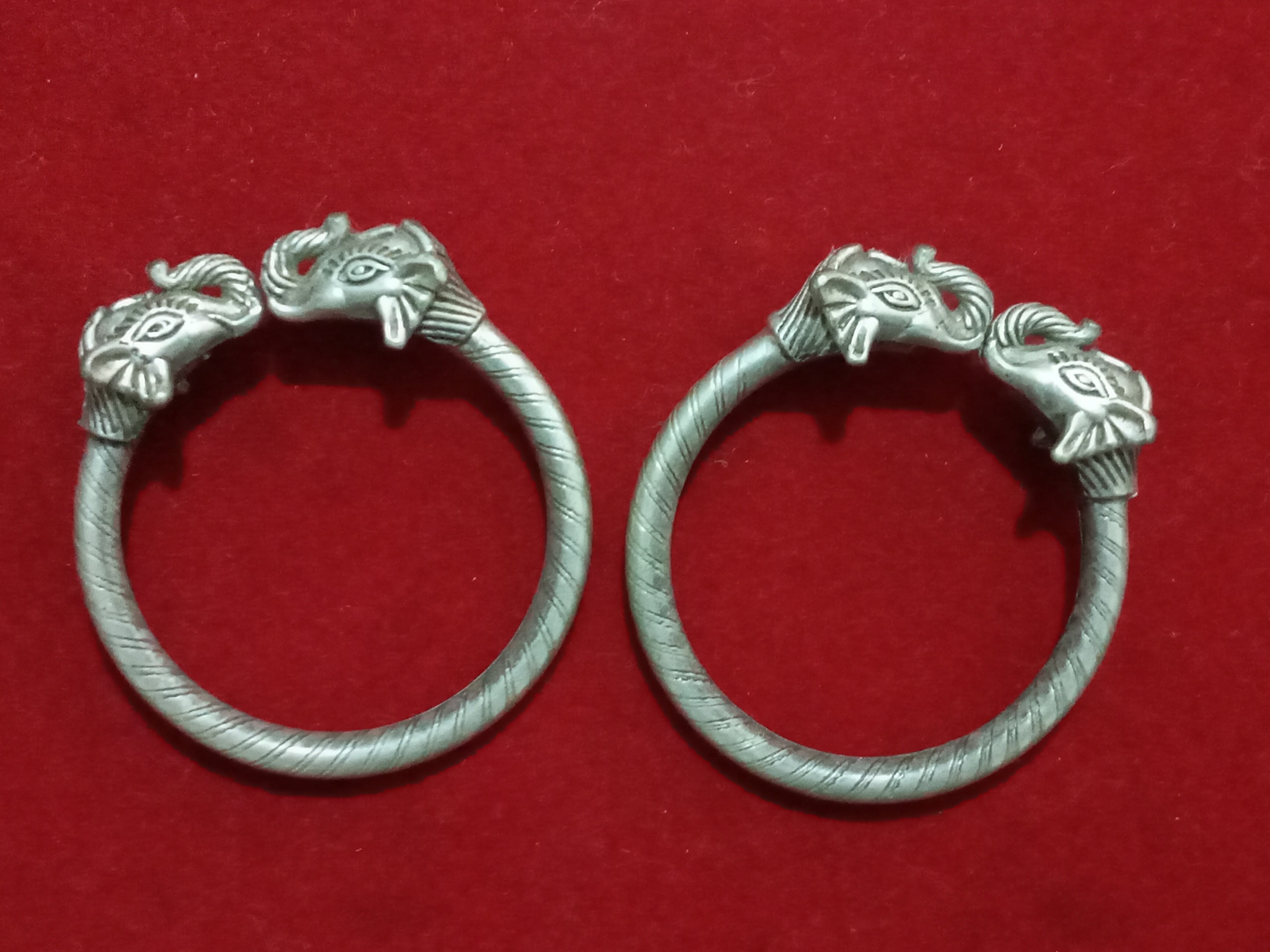 النگوی نقره دست ساز بسیار قدیمی نوزاد