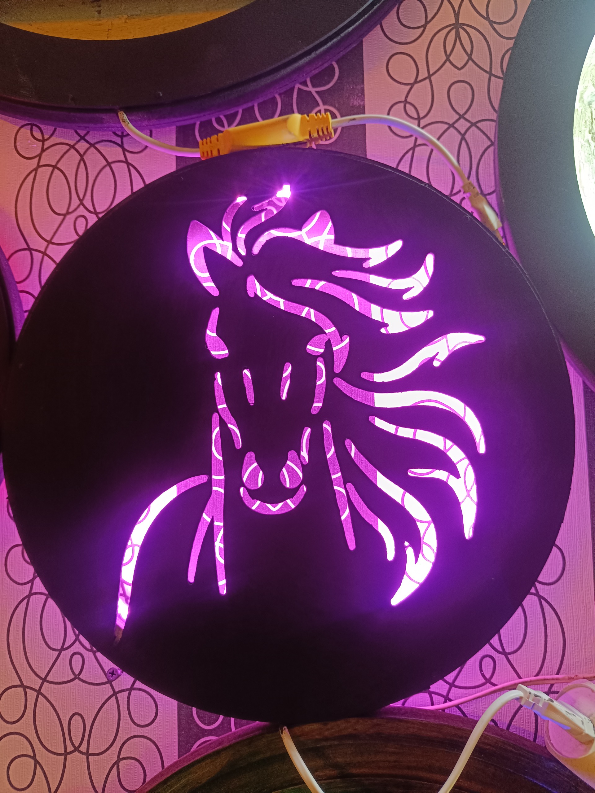 چراغ خواب لوکس