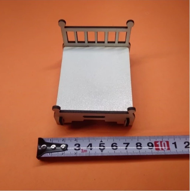ماکت مینیاتوری تخت دو نفره ساده