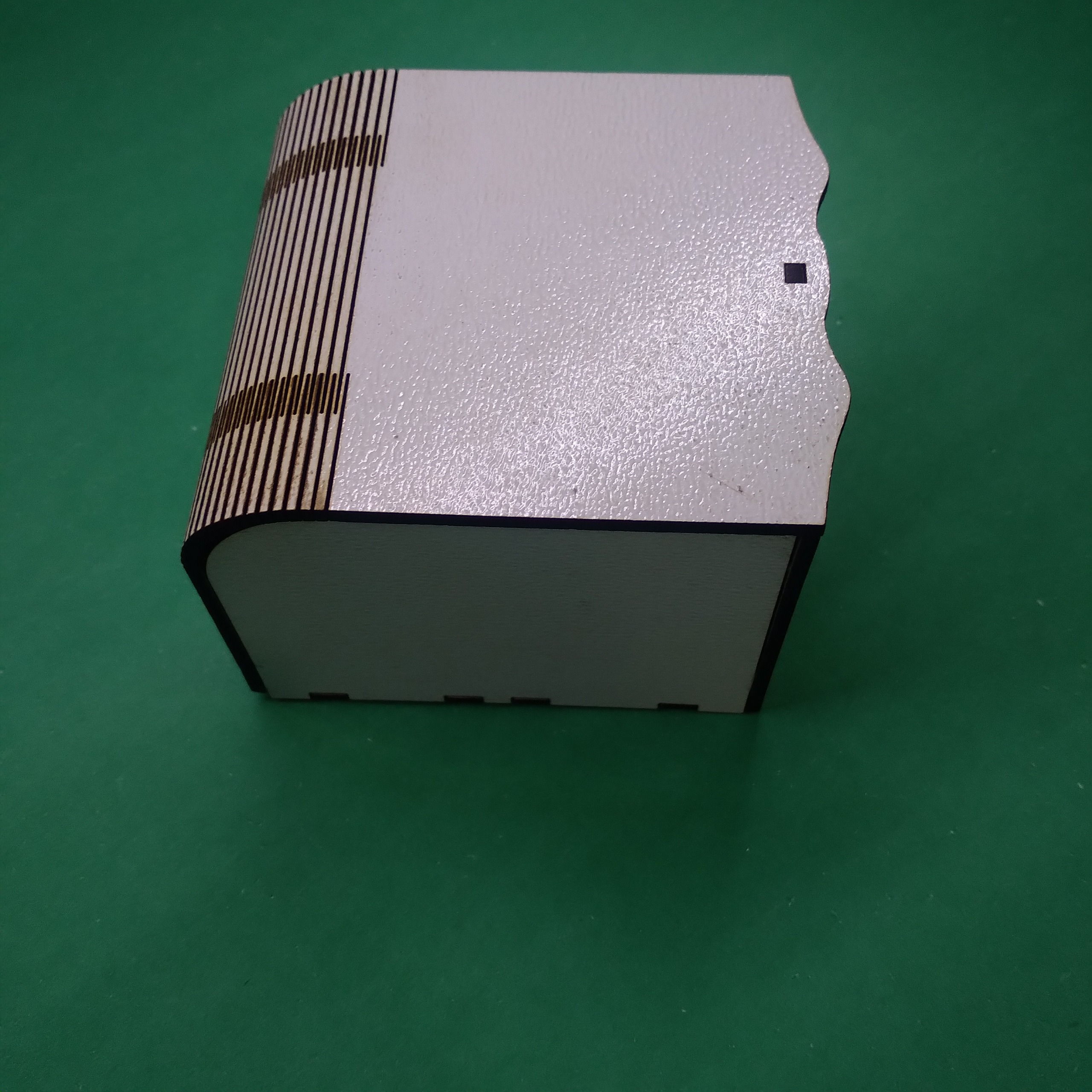 جعبه مدل هلال مناسب ساعت و زیورآلات