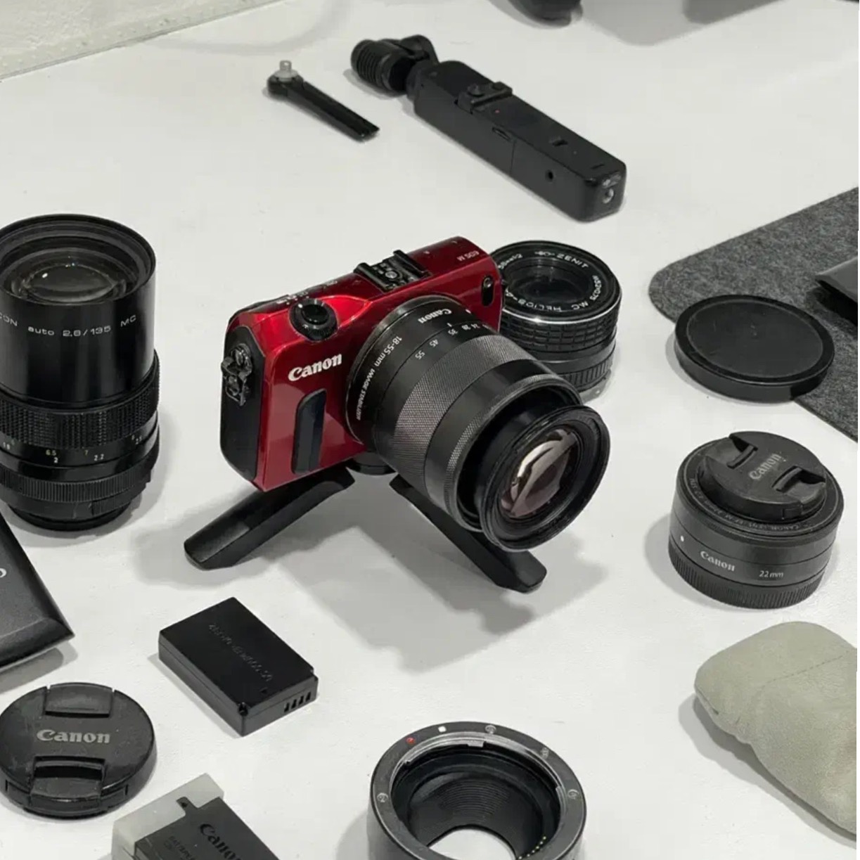 Canon Eos M