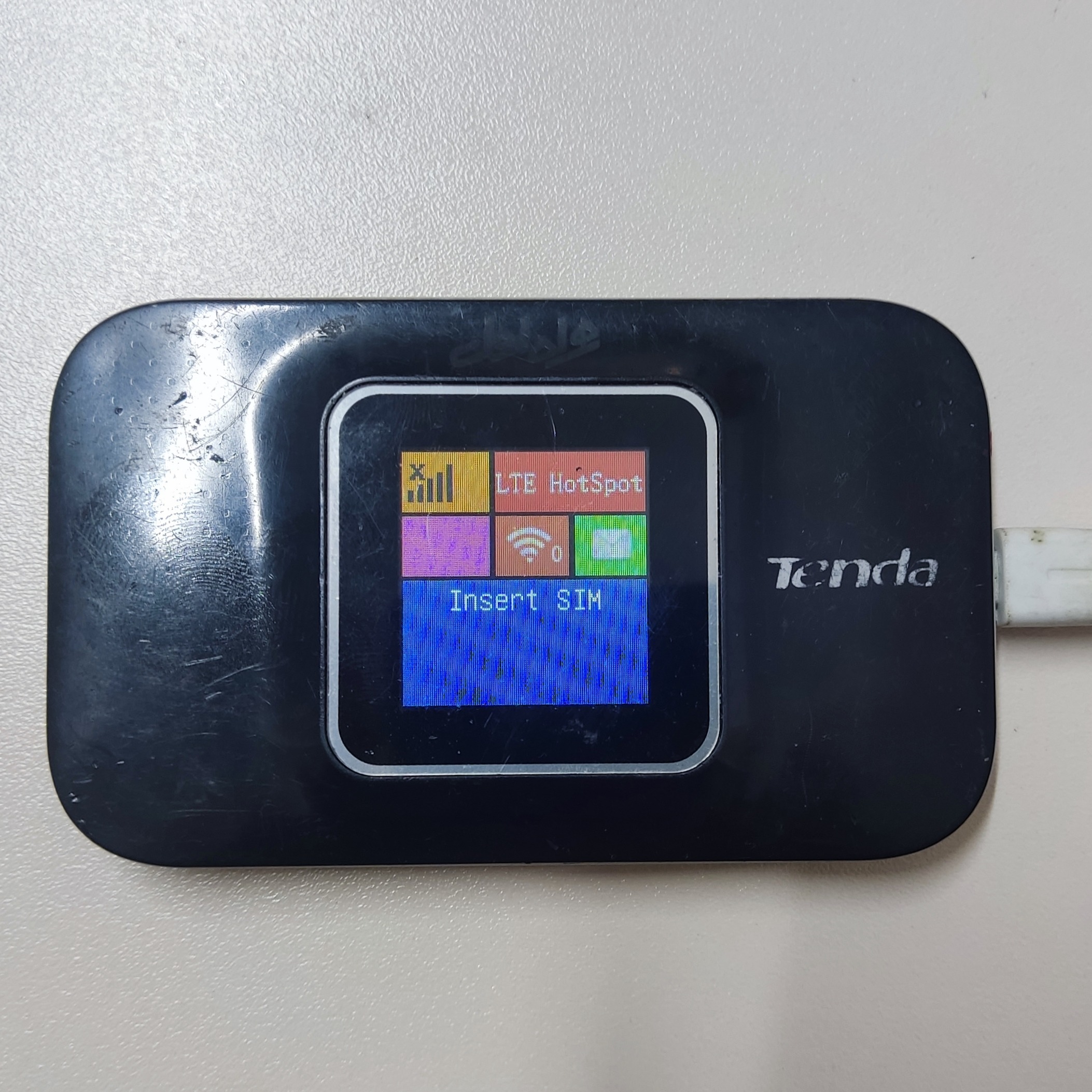 2عدد مودم 4G قابل حمل تندا  و LH92