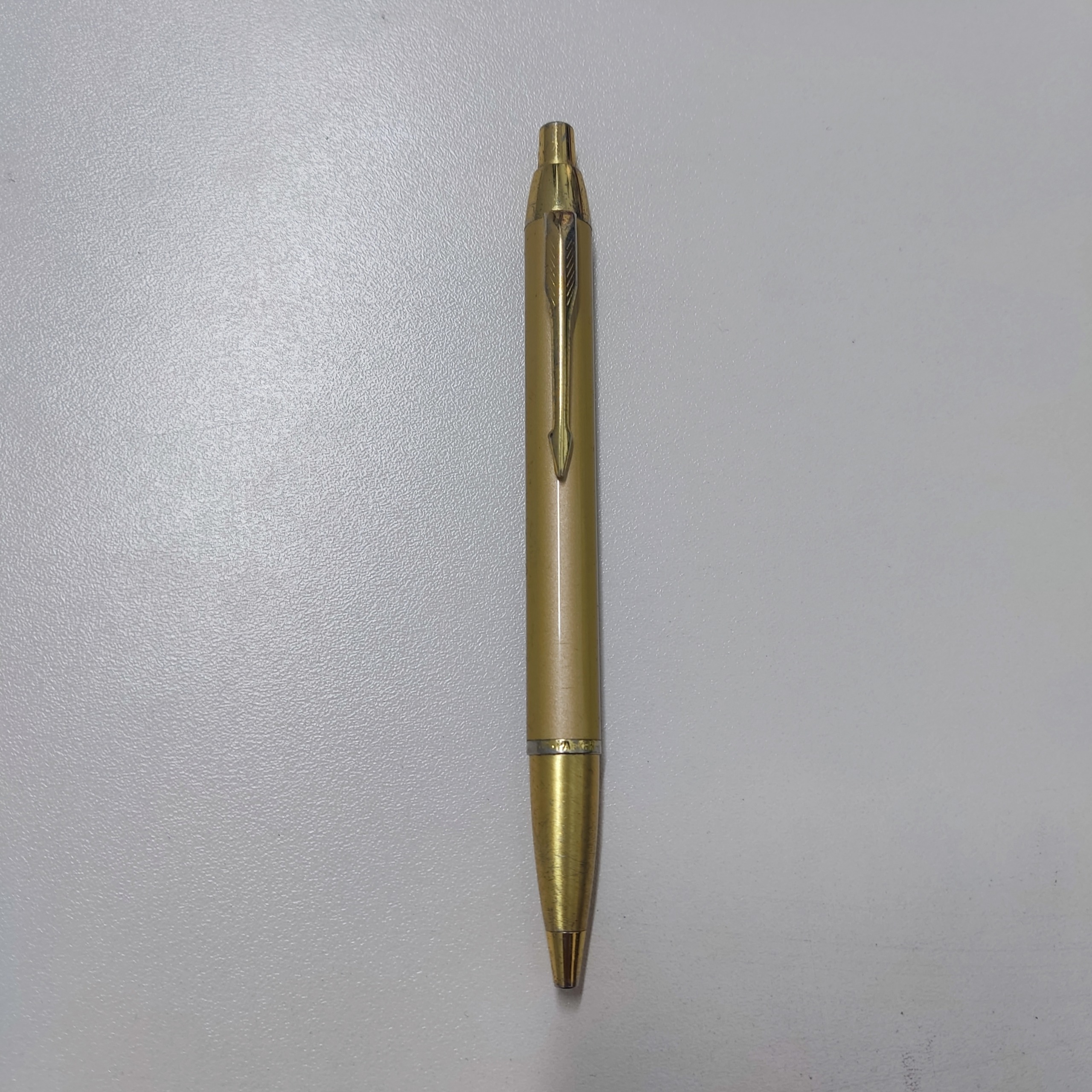 خودکار پارکر گیره طلایی