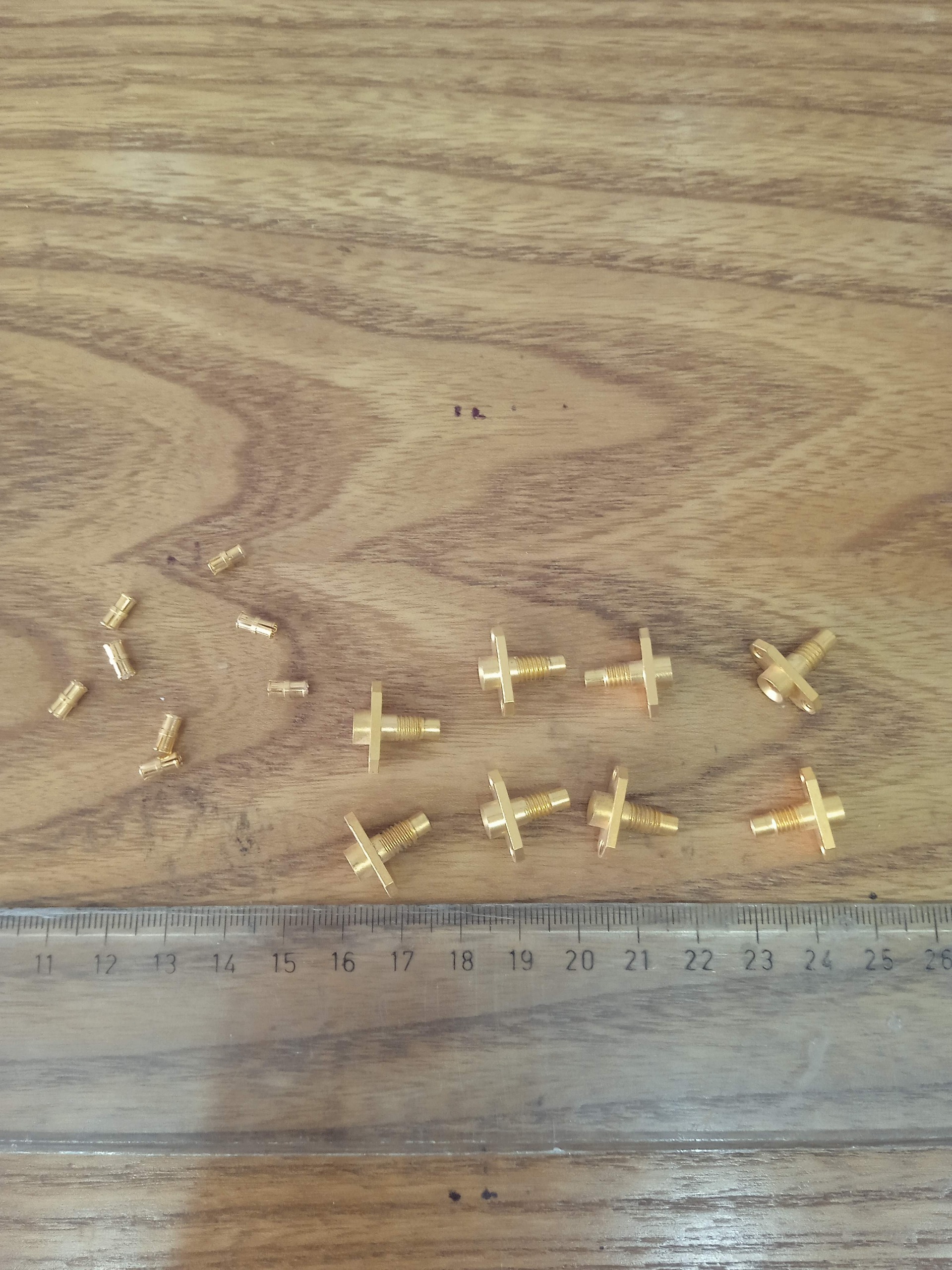 قطعات مخابرات فرکانس بالا آلمانی