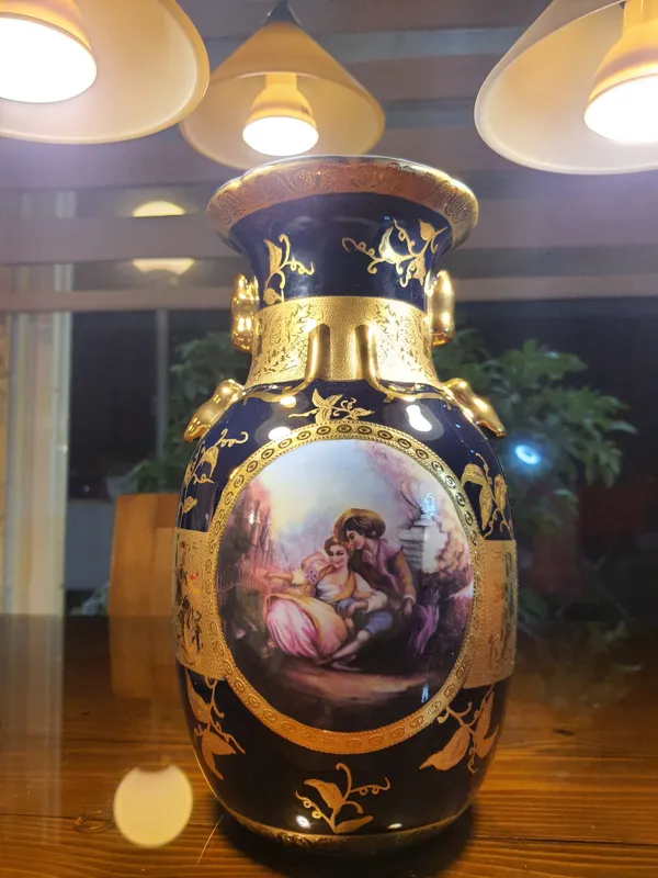گلدان طلاکوب برند پُرسلان