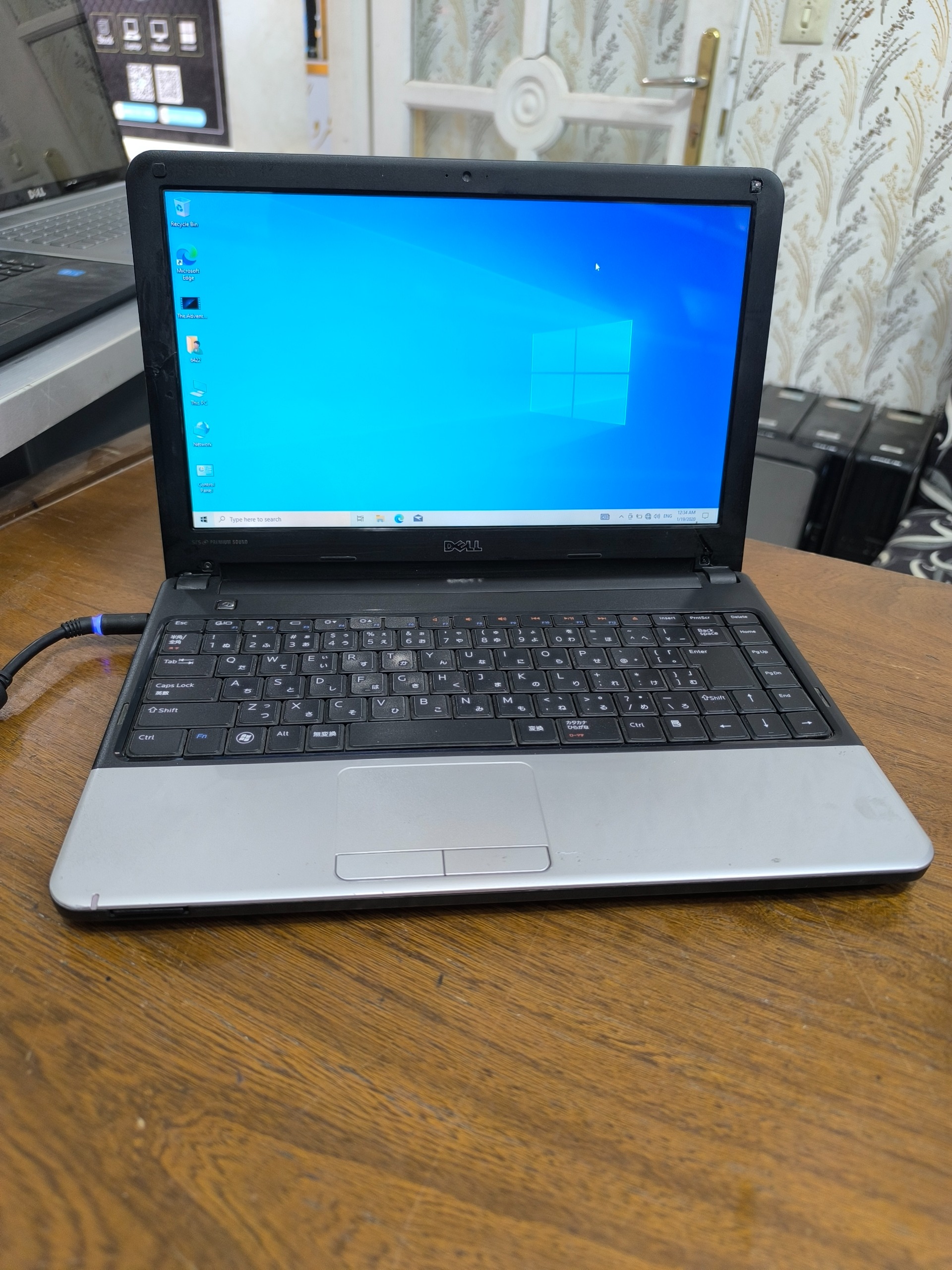 لپ تاپ دل مدل Inspiron 1370