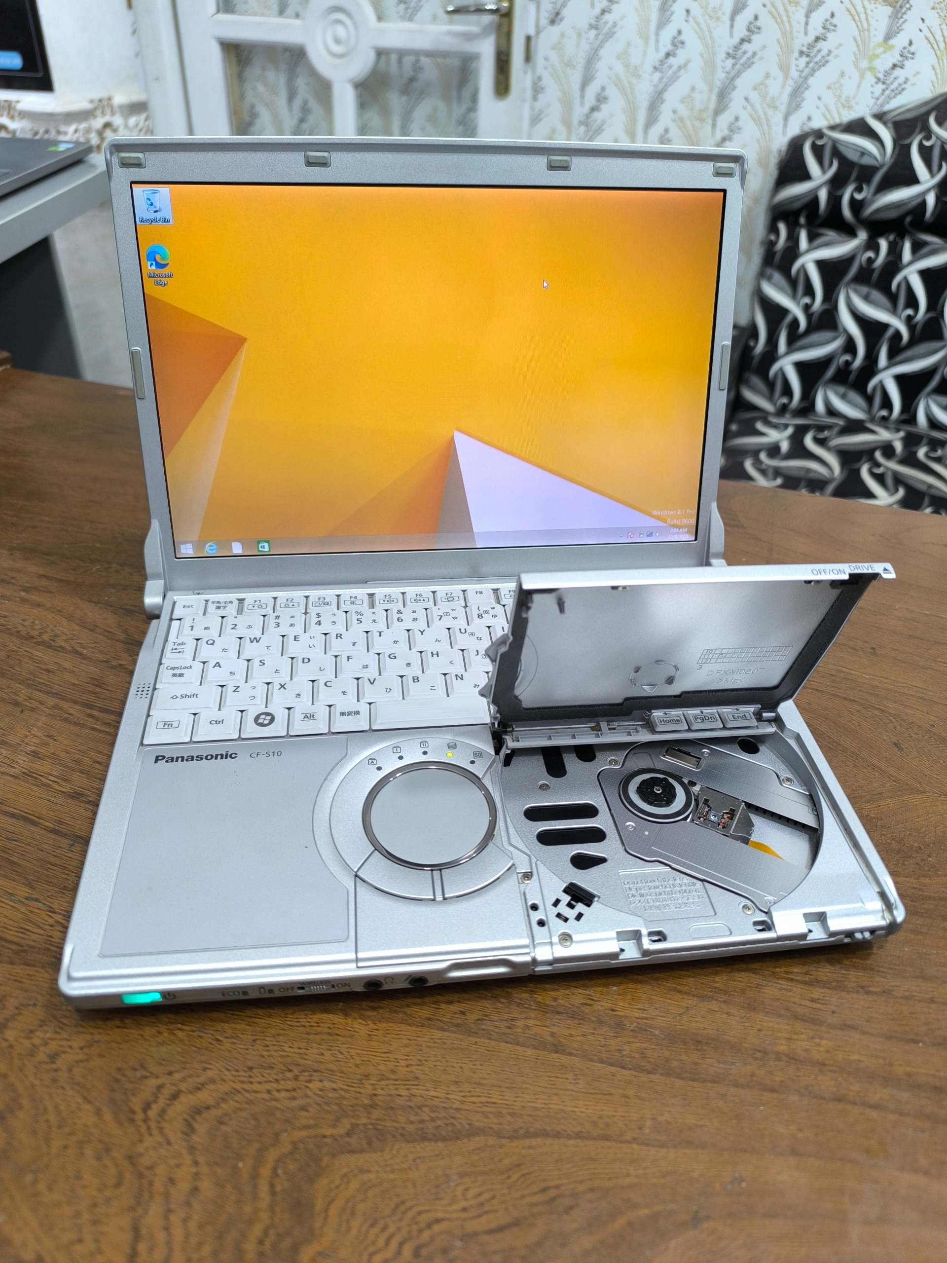 لپ تاپ پاناسونیک مدل Panasonic cF-s10