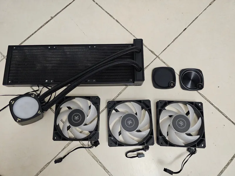 خنک کننده مایع EK Nucleus AIO CR360 Lux