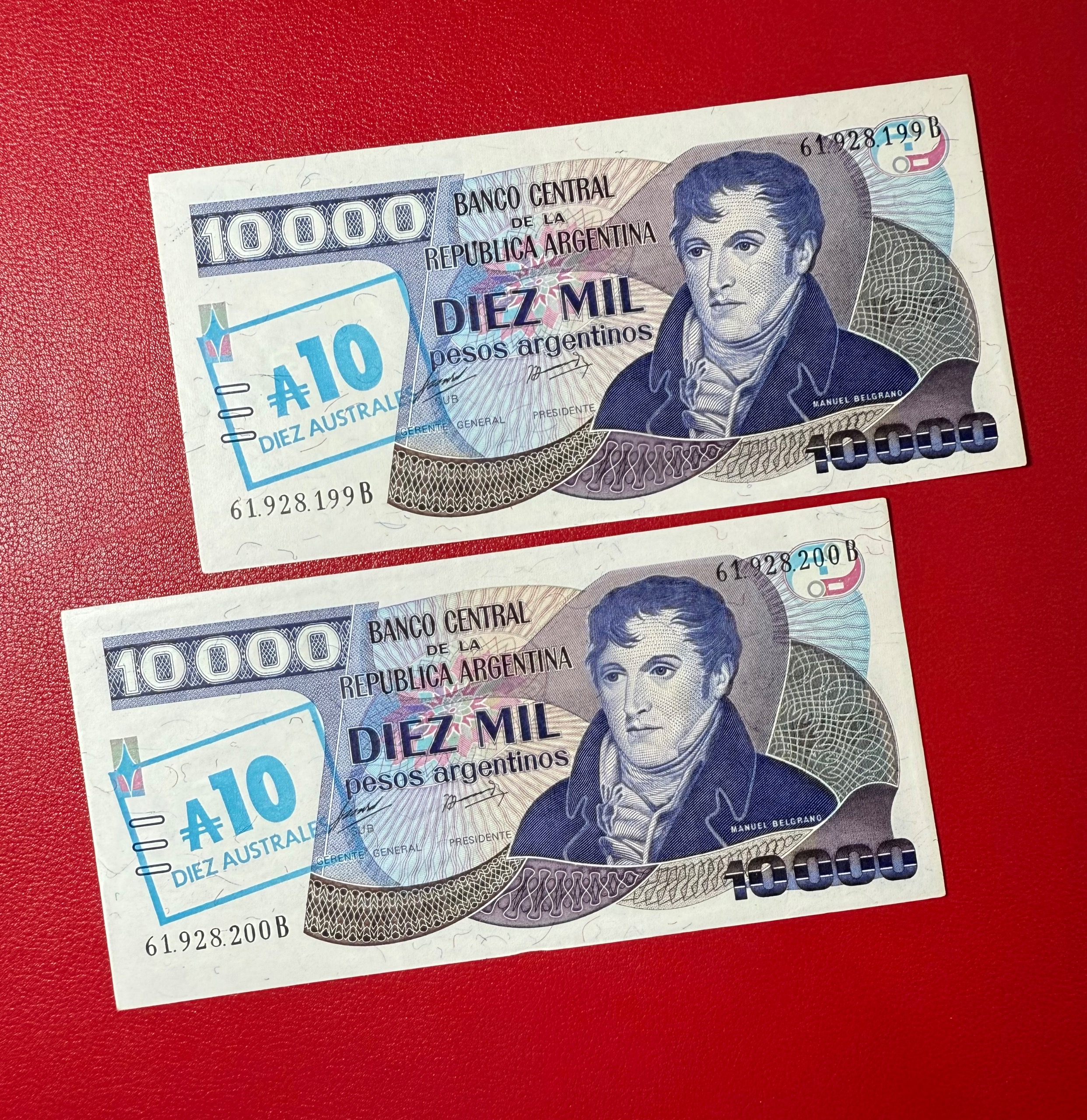 جفت اسکناس 10/000 پزو آرژانتین
