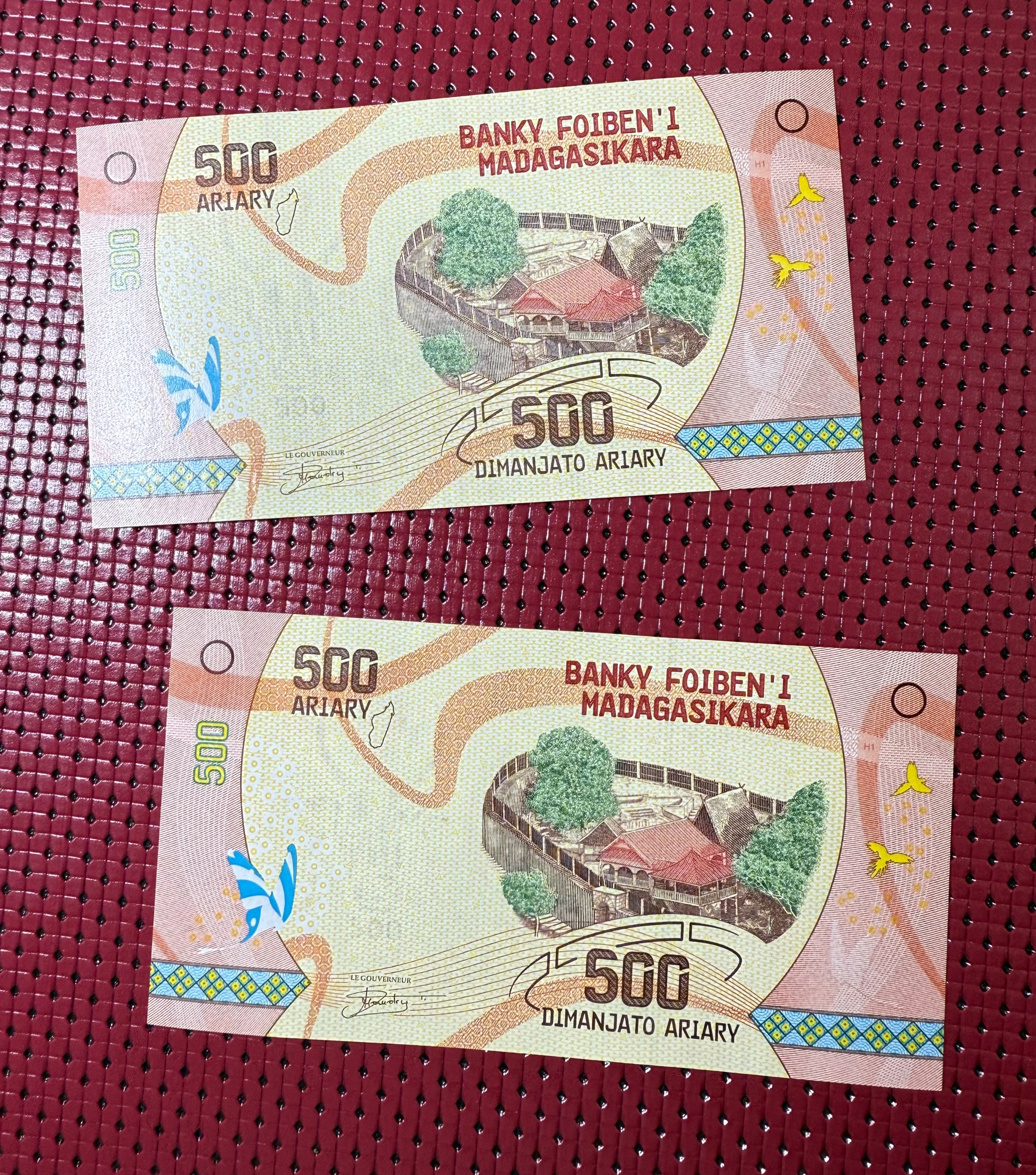 جفت اسکناس 500 آریاری ماداگاسکار