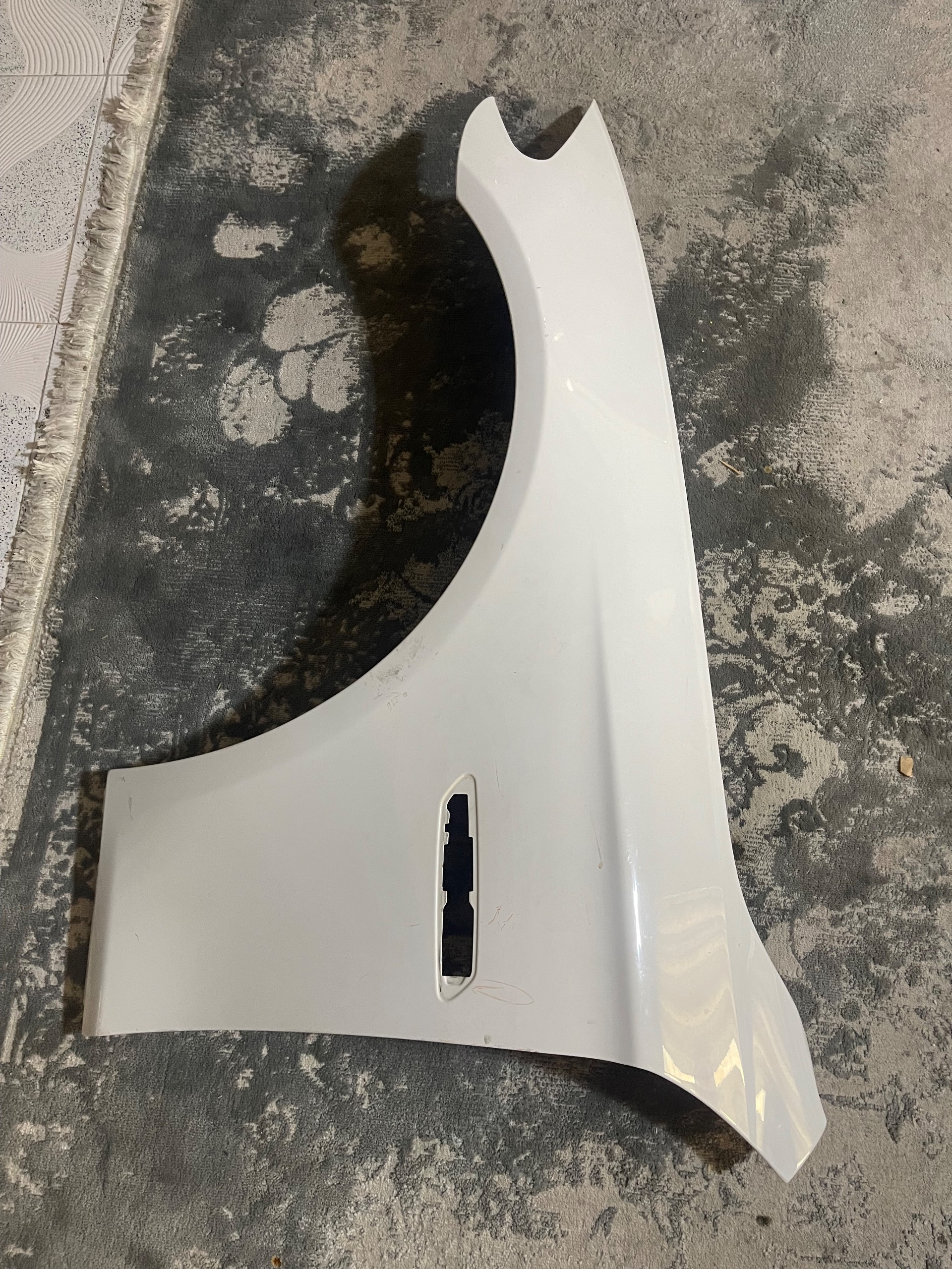 گلگیر بی ام دبلیو F10