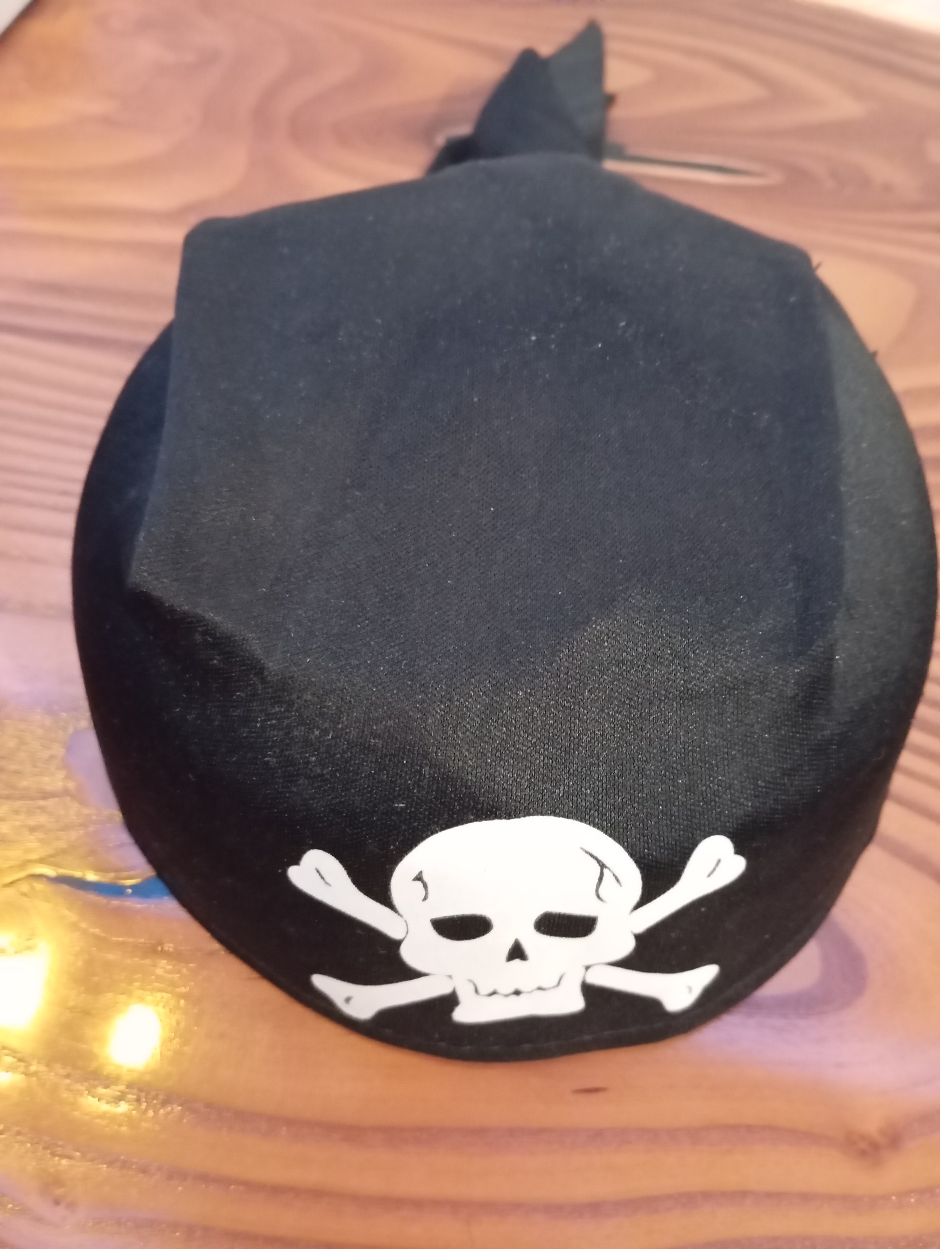 کلاه خدمه دزدان دریایی