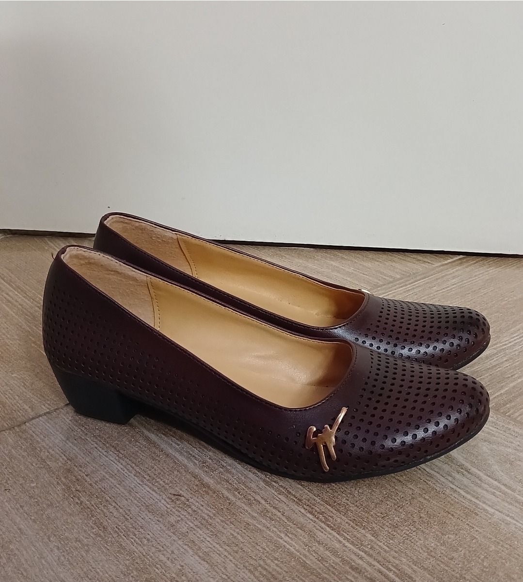 کفش زنانه سایز 40