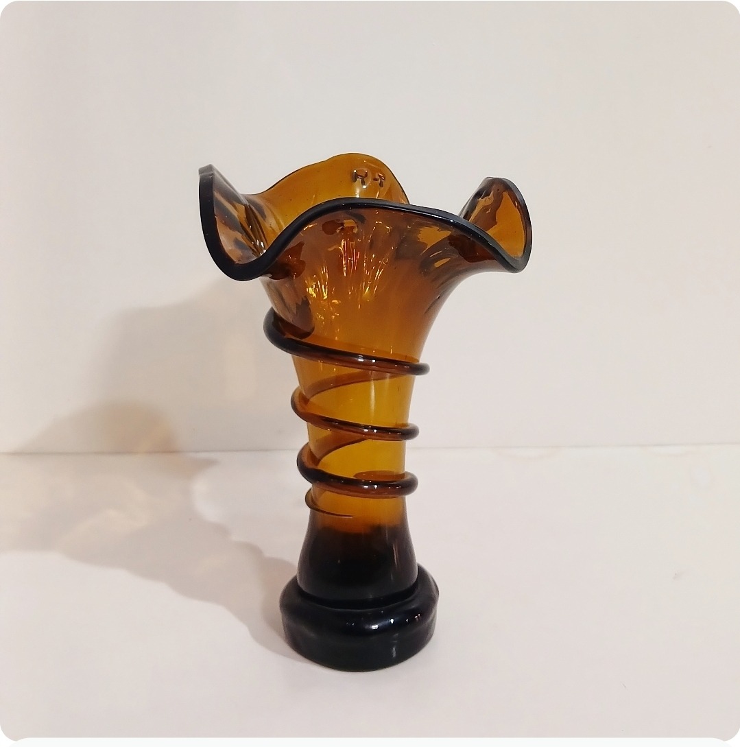 گلدان شیشه ای دکوری