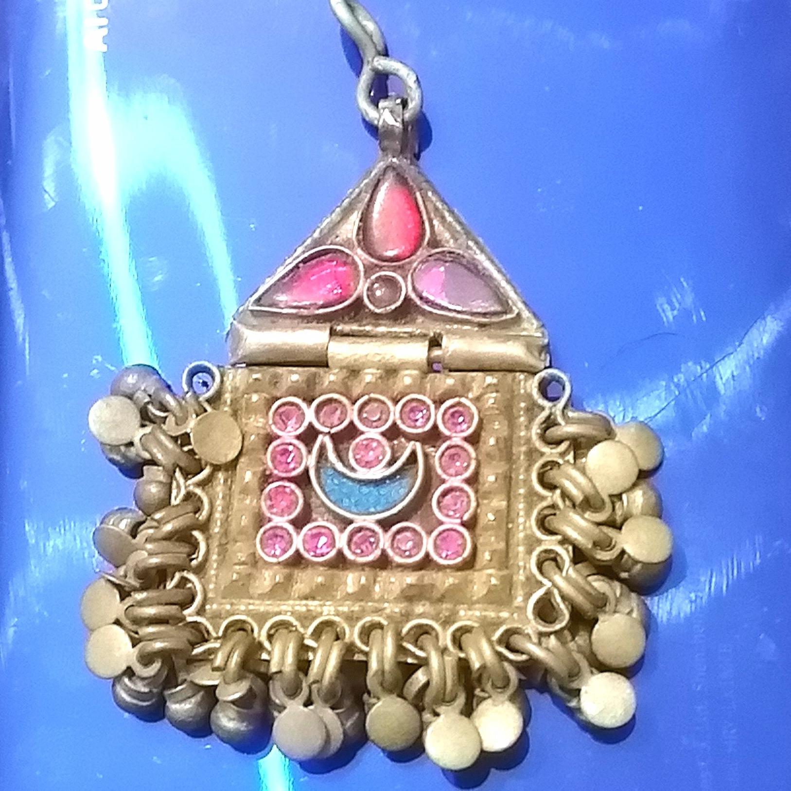 گردنبند ورشو قدیمی