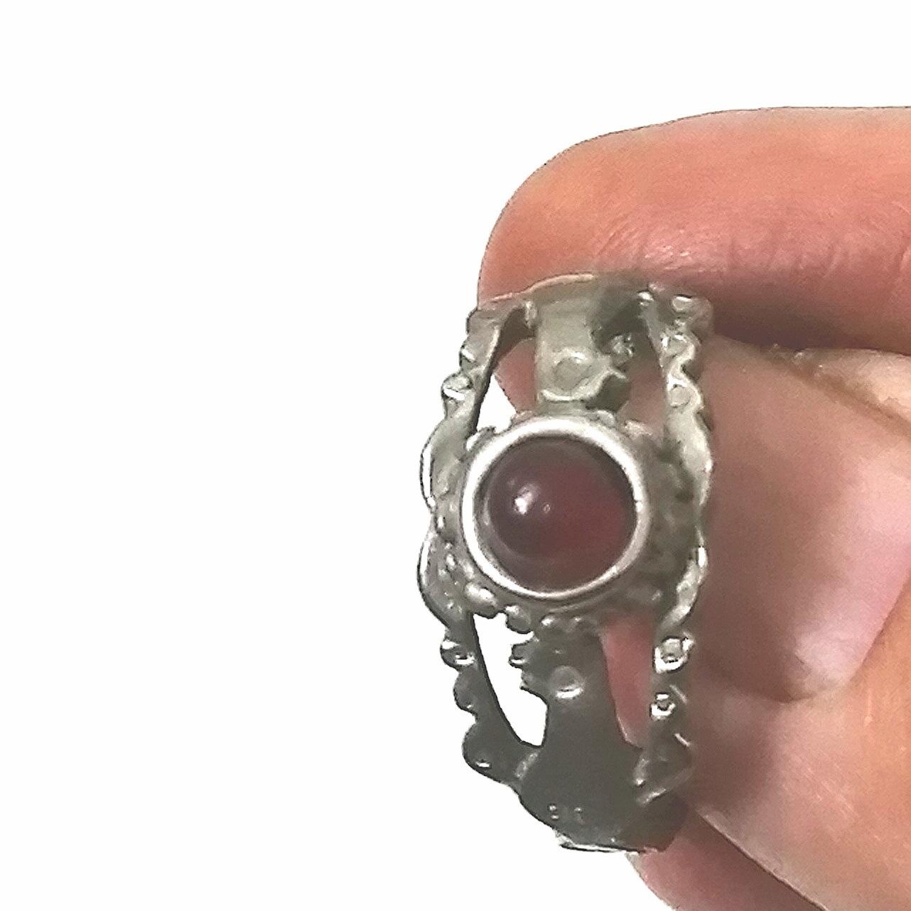 انگشتر دست دلبر کهنه