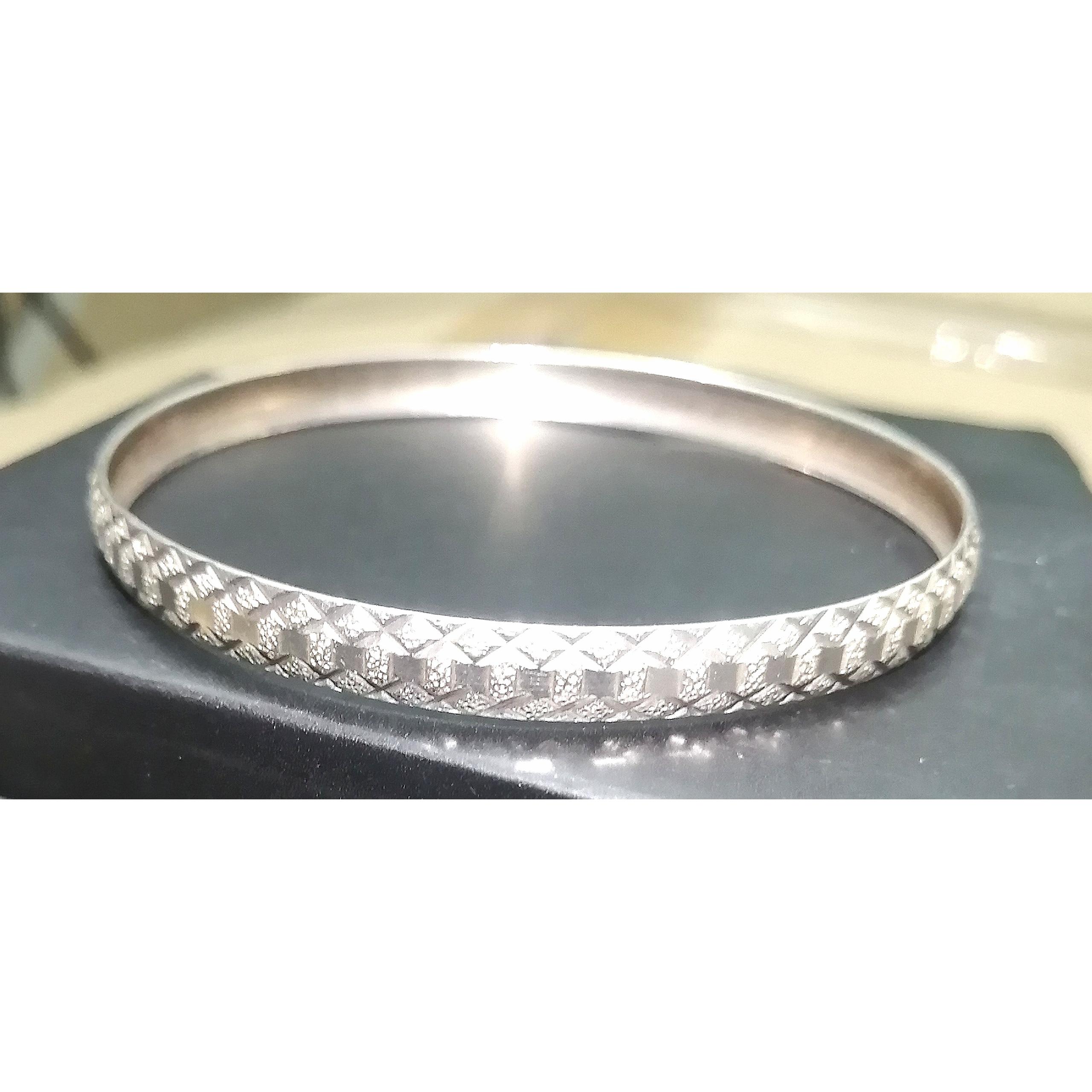 النگوی نفره بسیار زیبا