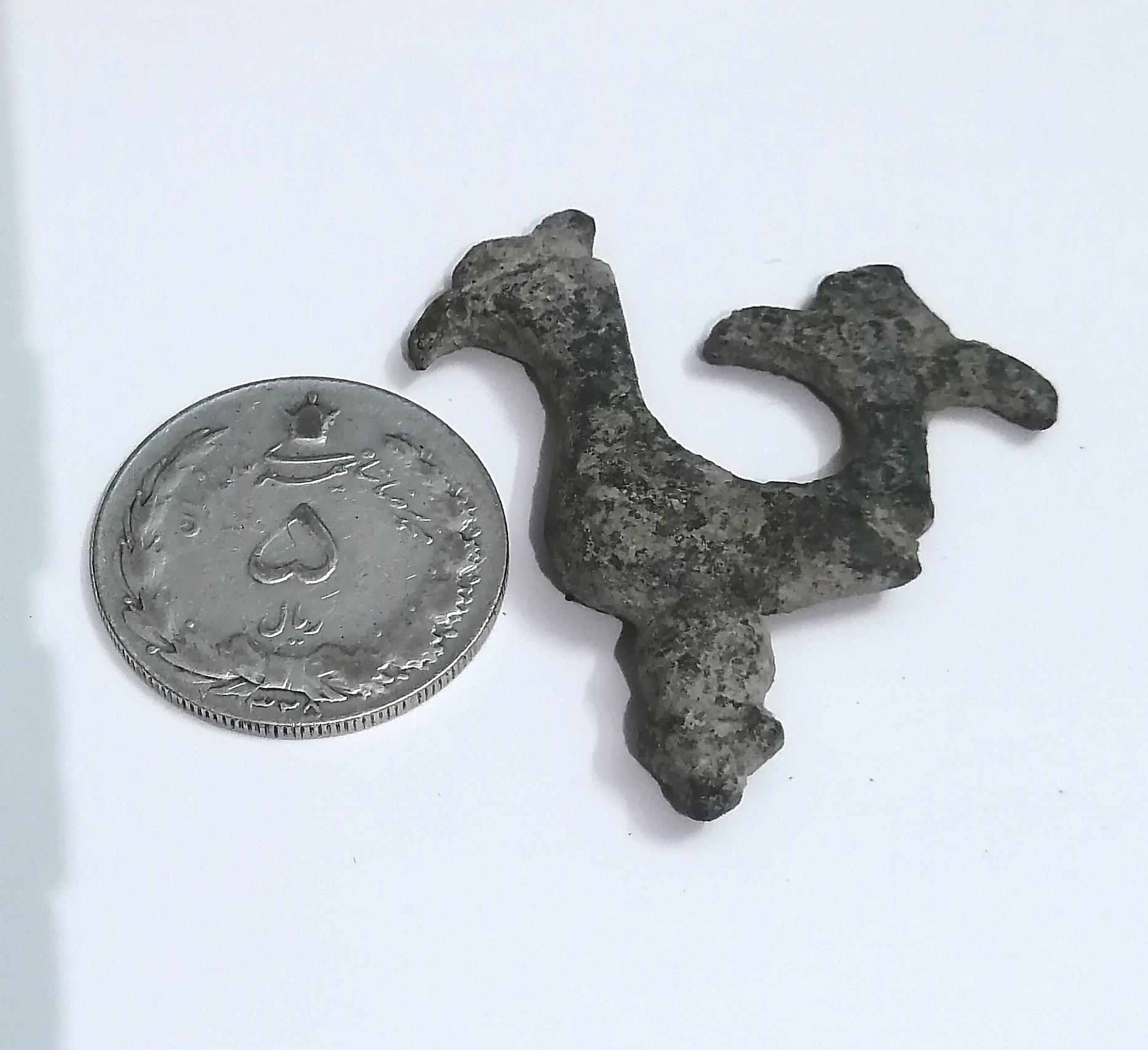 مجسمه پرنده قدیمی بسیار زیبا