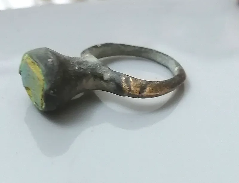 انگشتر قدیمی بسیار زیبا