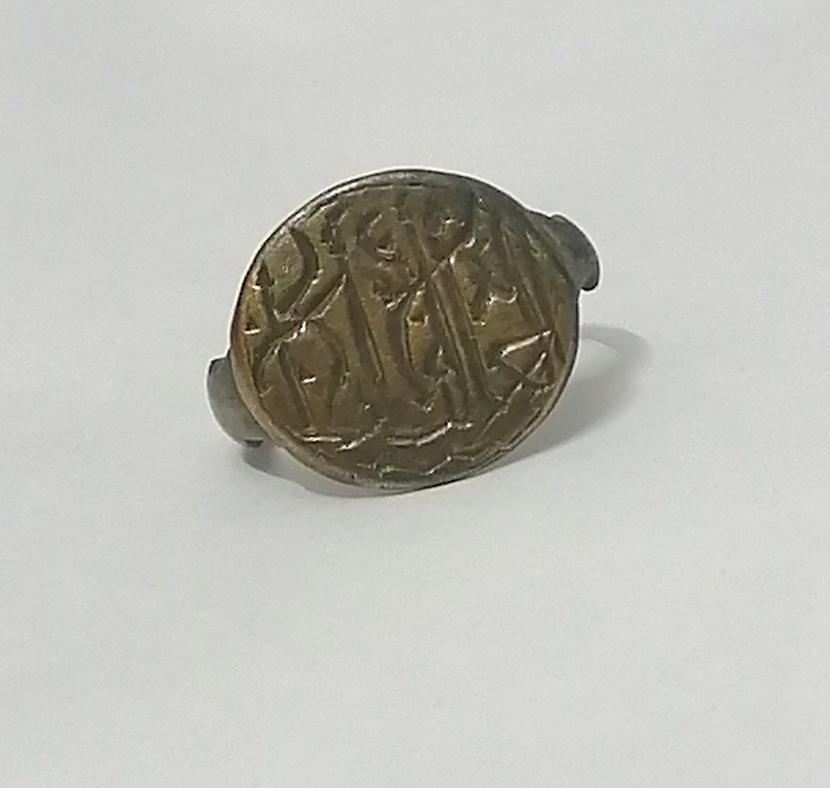 انگشتر نشان قدیمی