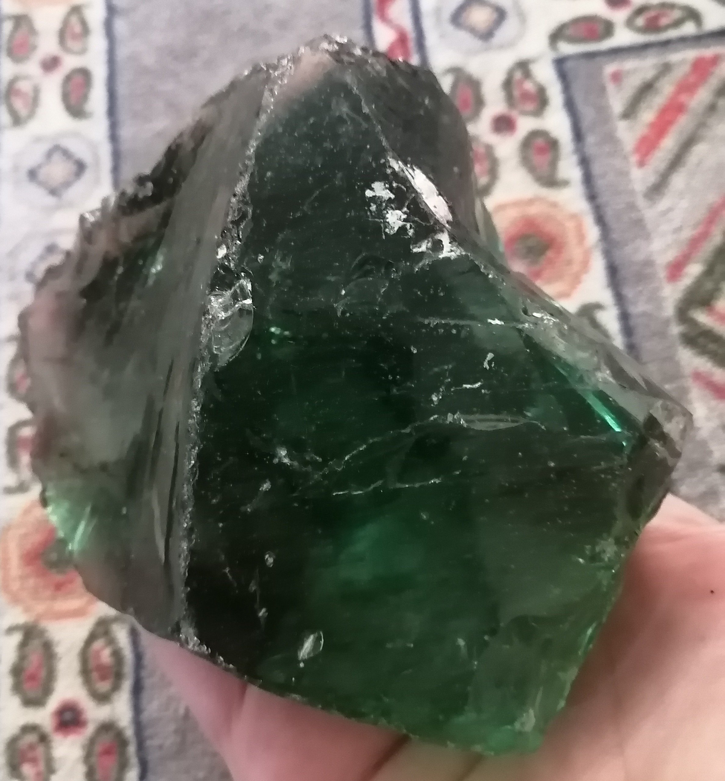 سنگ آبسیدین بسیار خوشرنگ و زیبا
