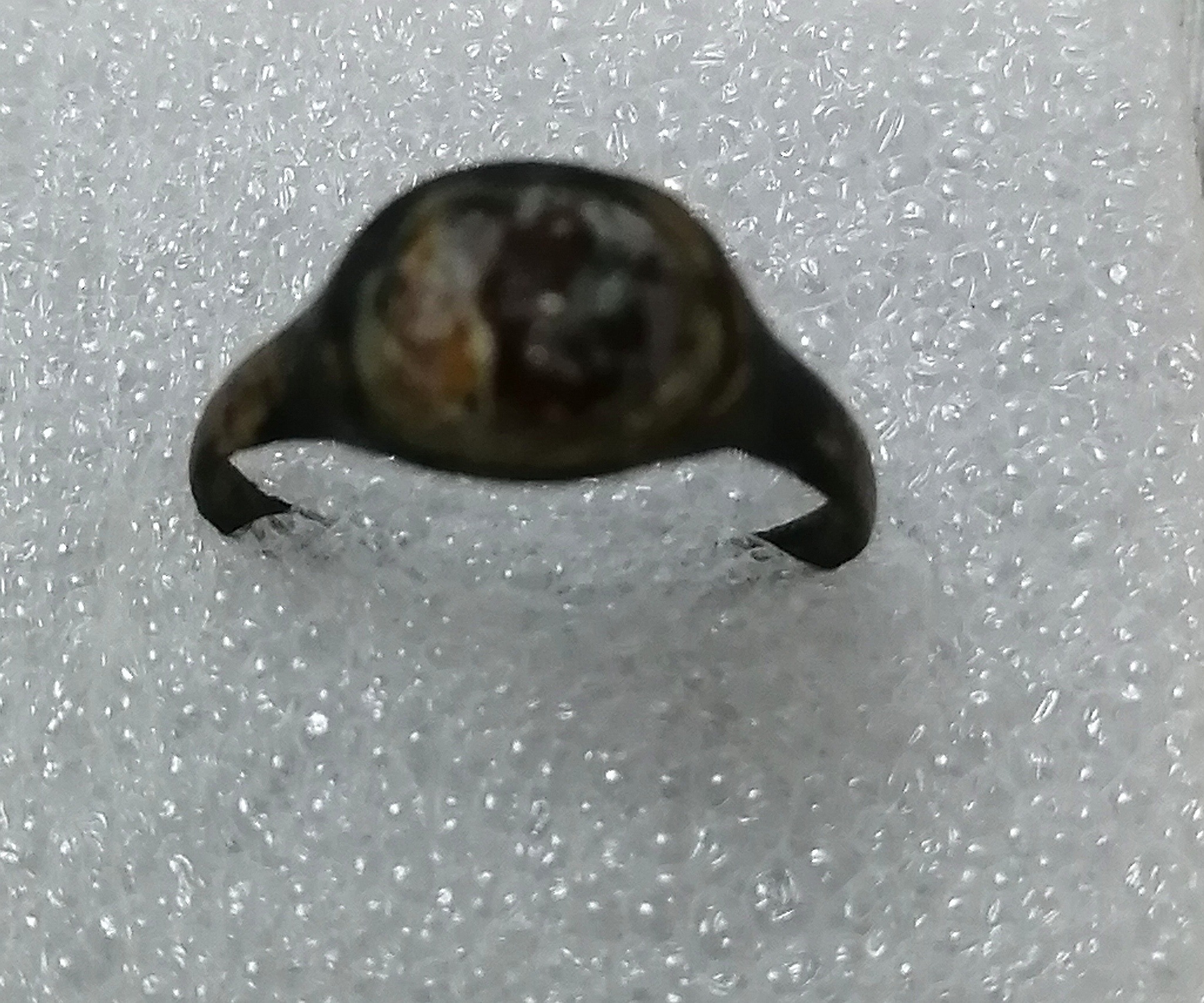 انگشتر کهنه بسیار زیبا