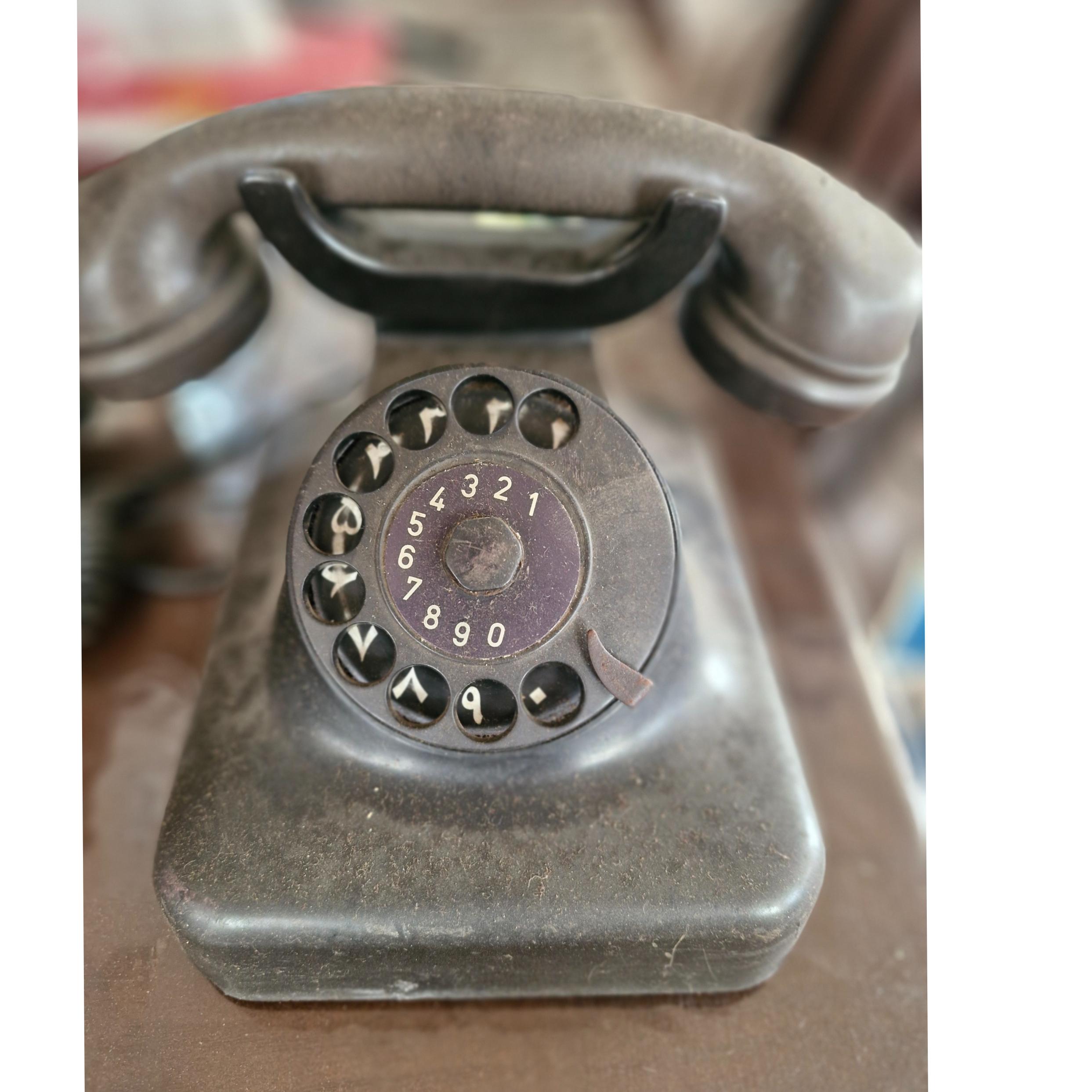 تلفن آنتیک سالم