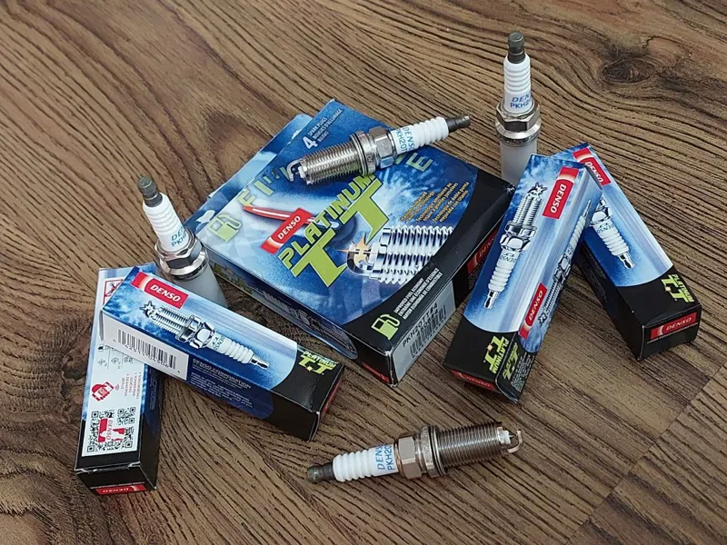 شمع پایه بلند سوزنی دنسو TT پلاتینیوم اورجینال