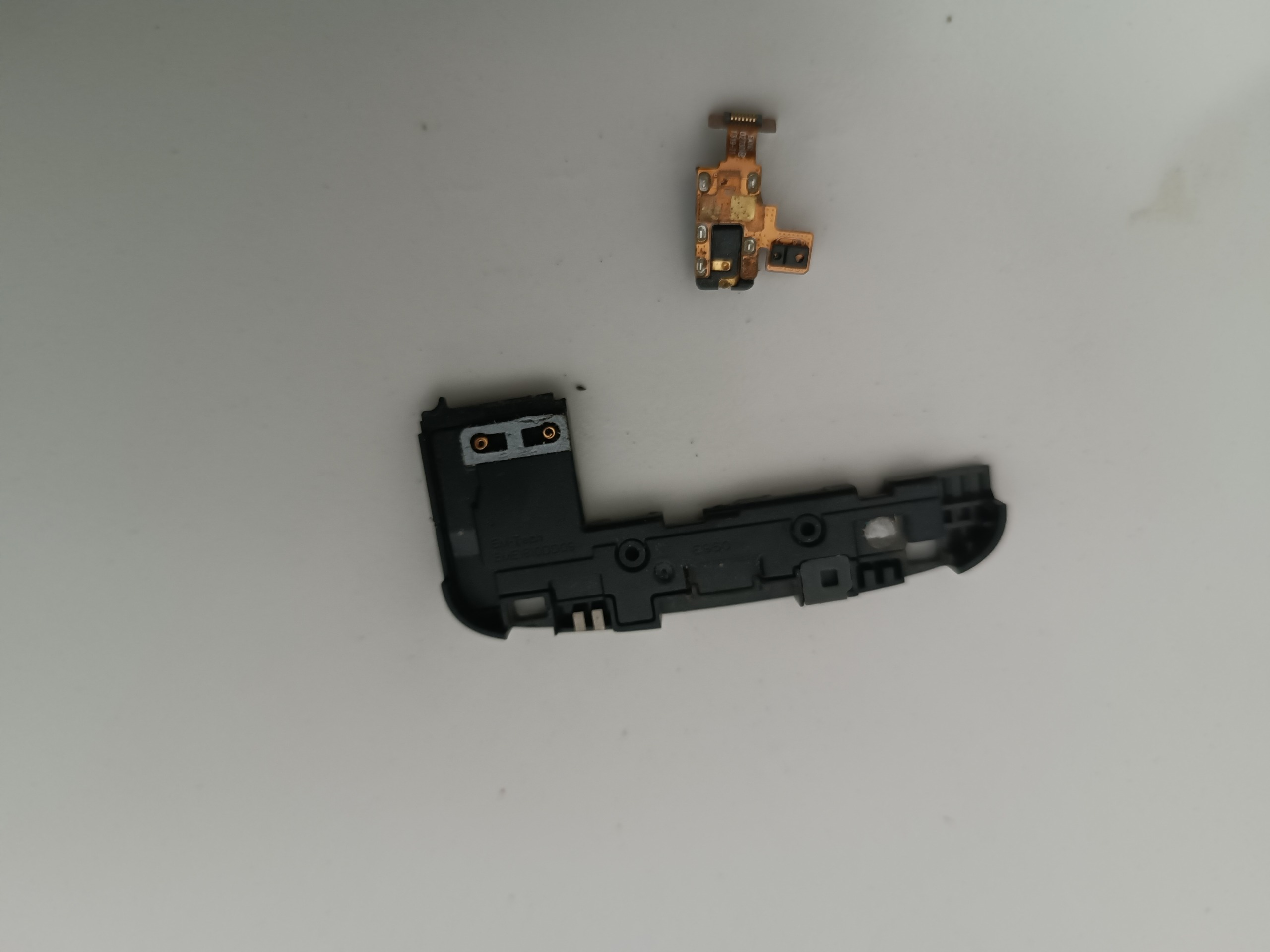 فلت بیزارو ال جی E960 اورجینال