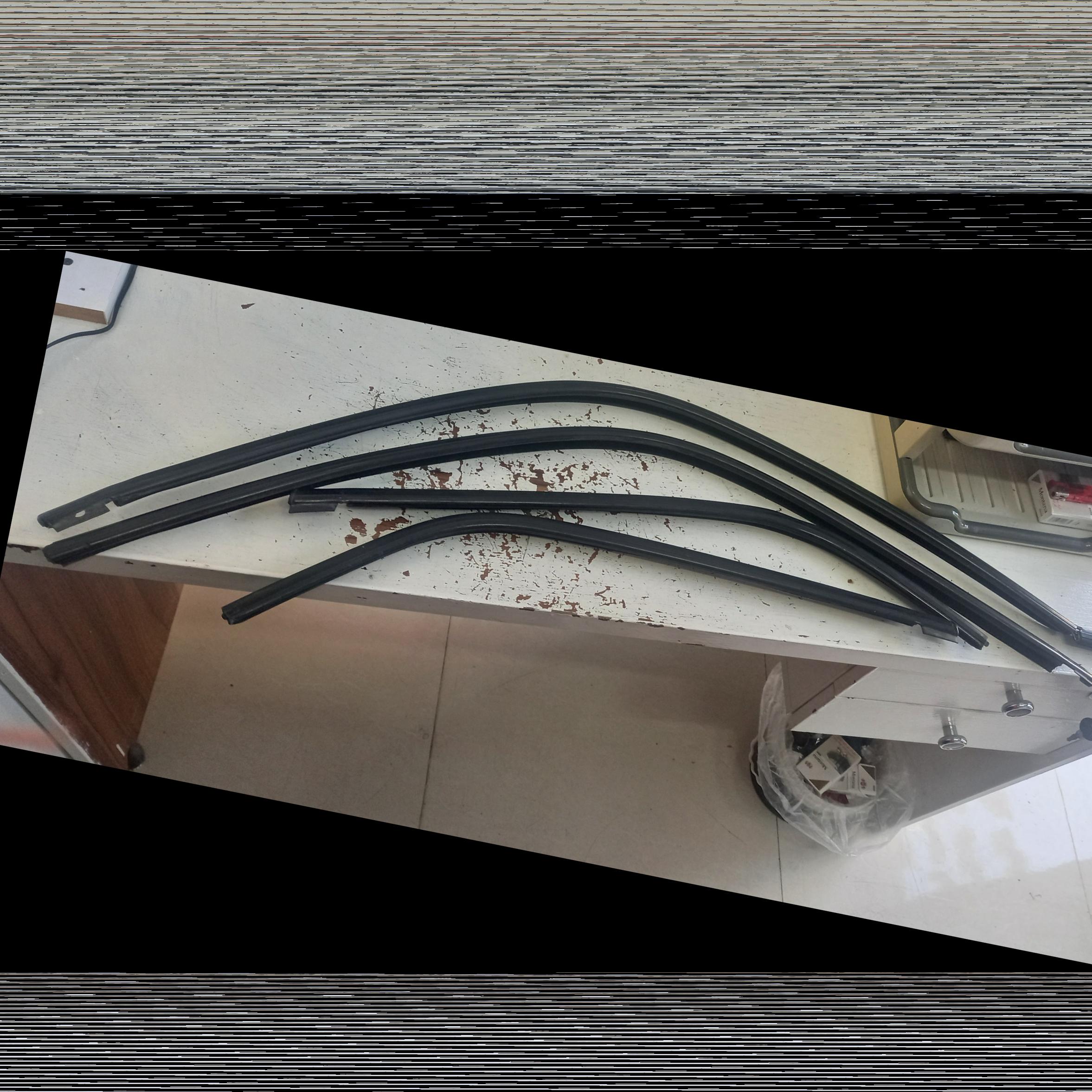 لاستیک آبگیر بیرونی بالا پژو 405 آردی