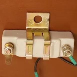 فیوز کاشی کویل خودروهای کاربراتوری