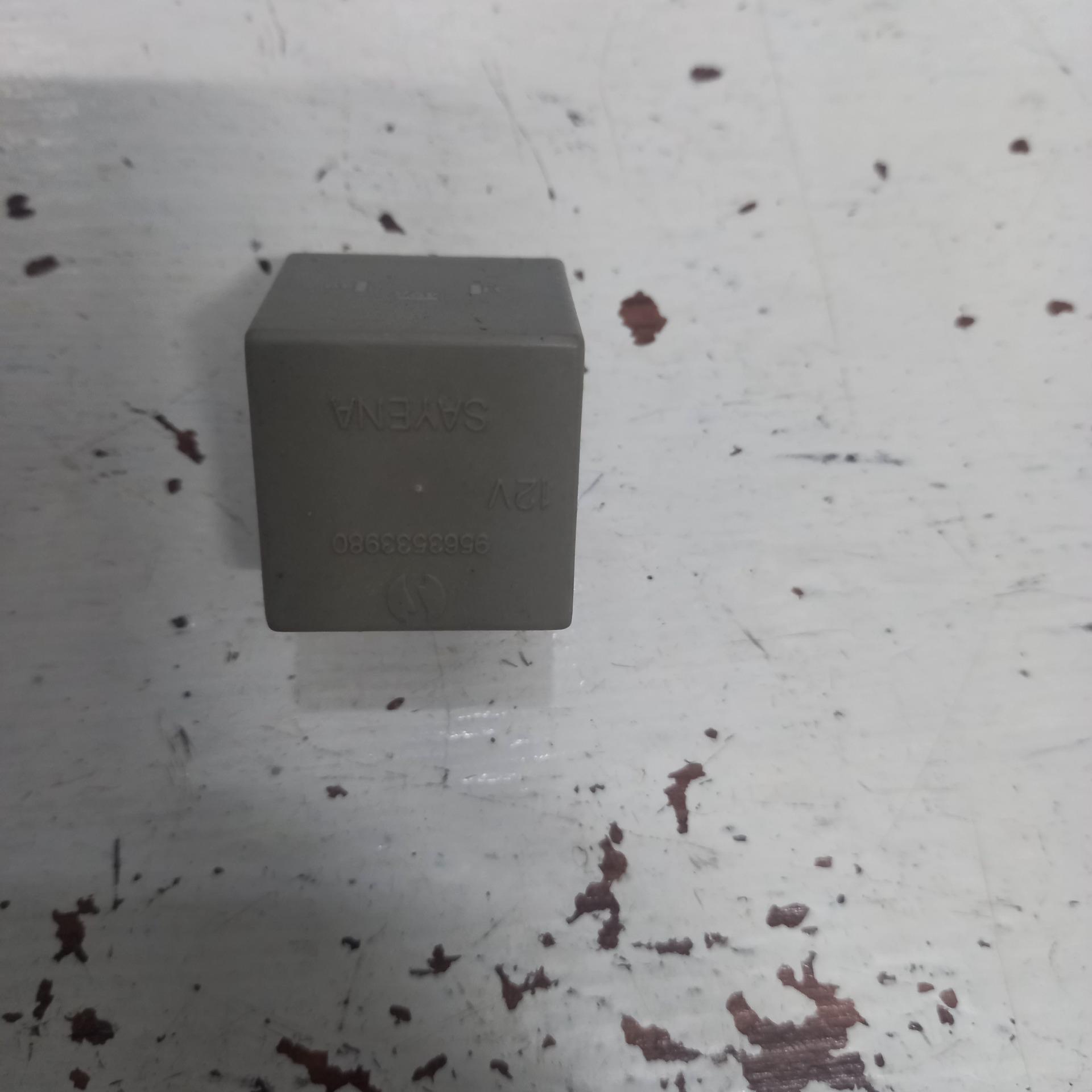 اتوماتیک راهنما پژو پارس 405