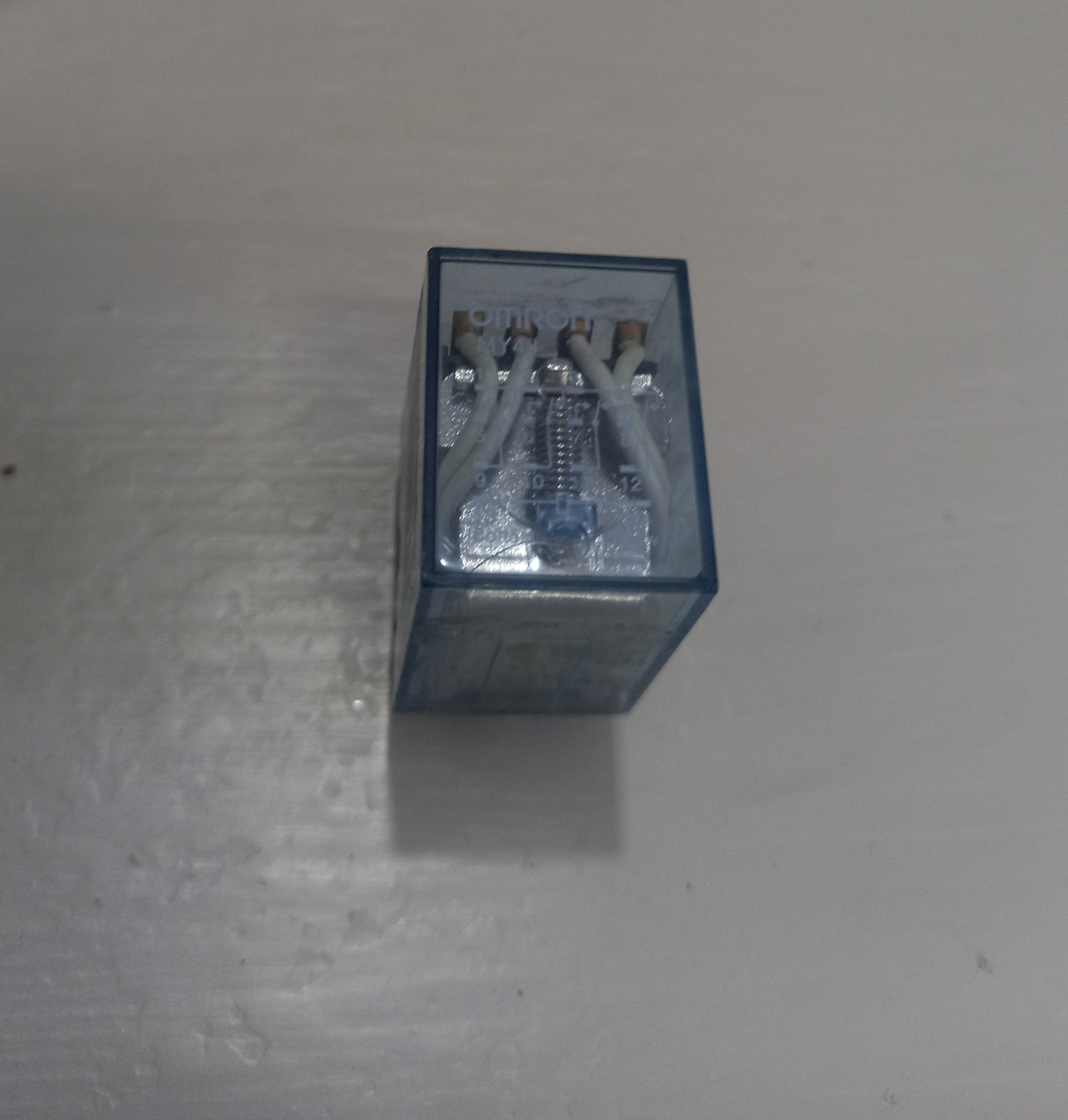 رله امرون 14 پایه ساخت مالزی