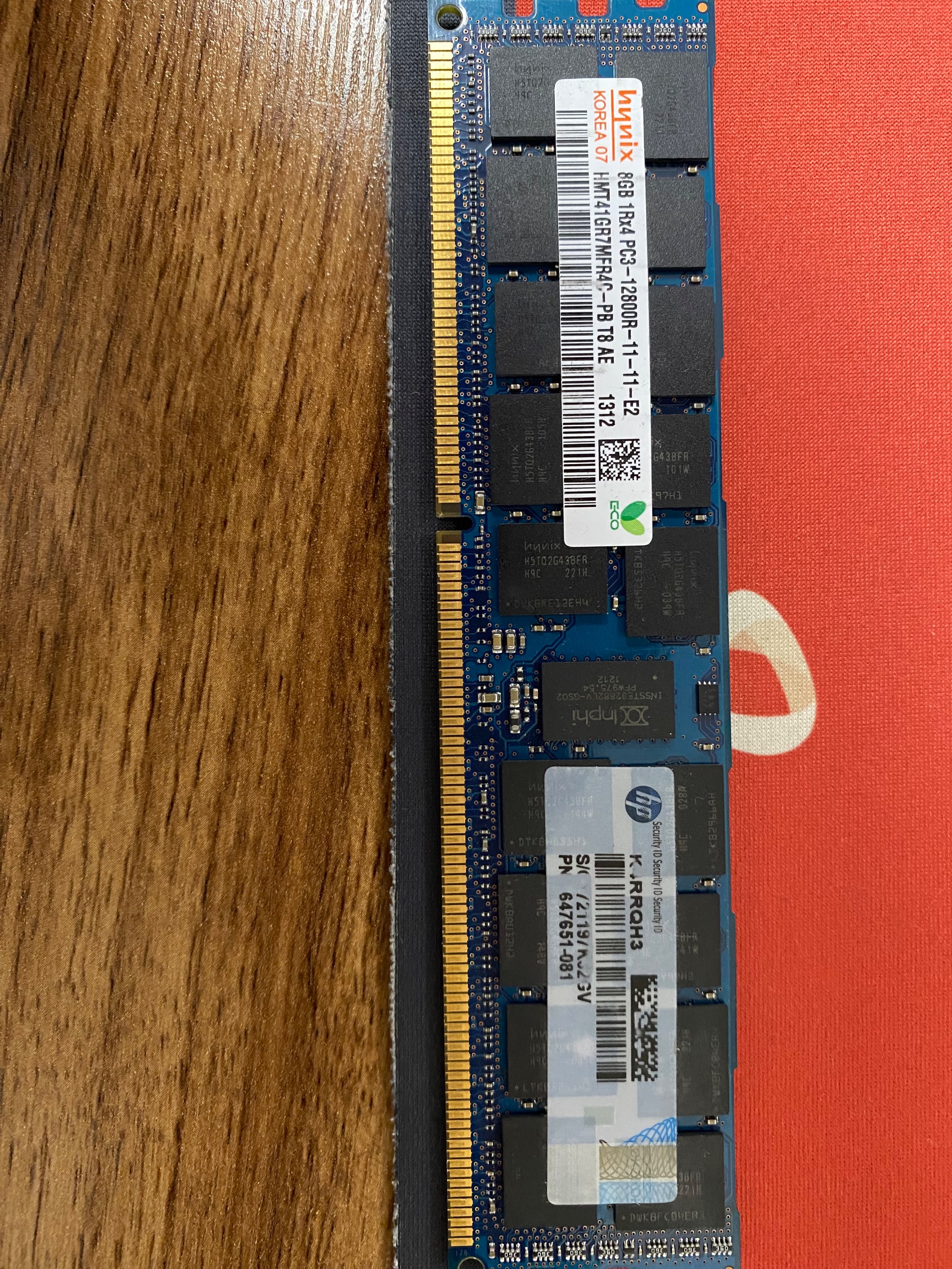 دو عدد رم 8gb نو مجموعا 16gb