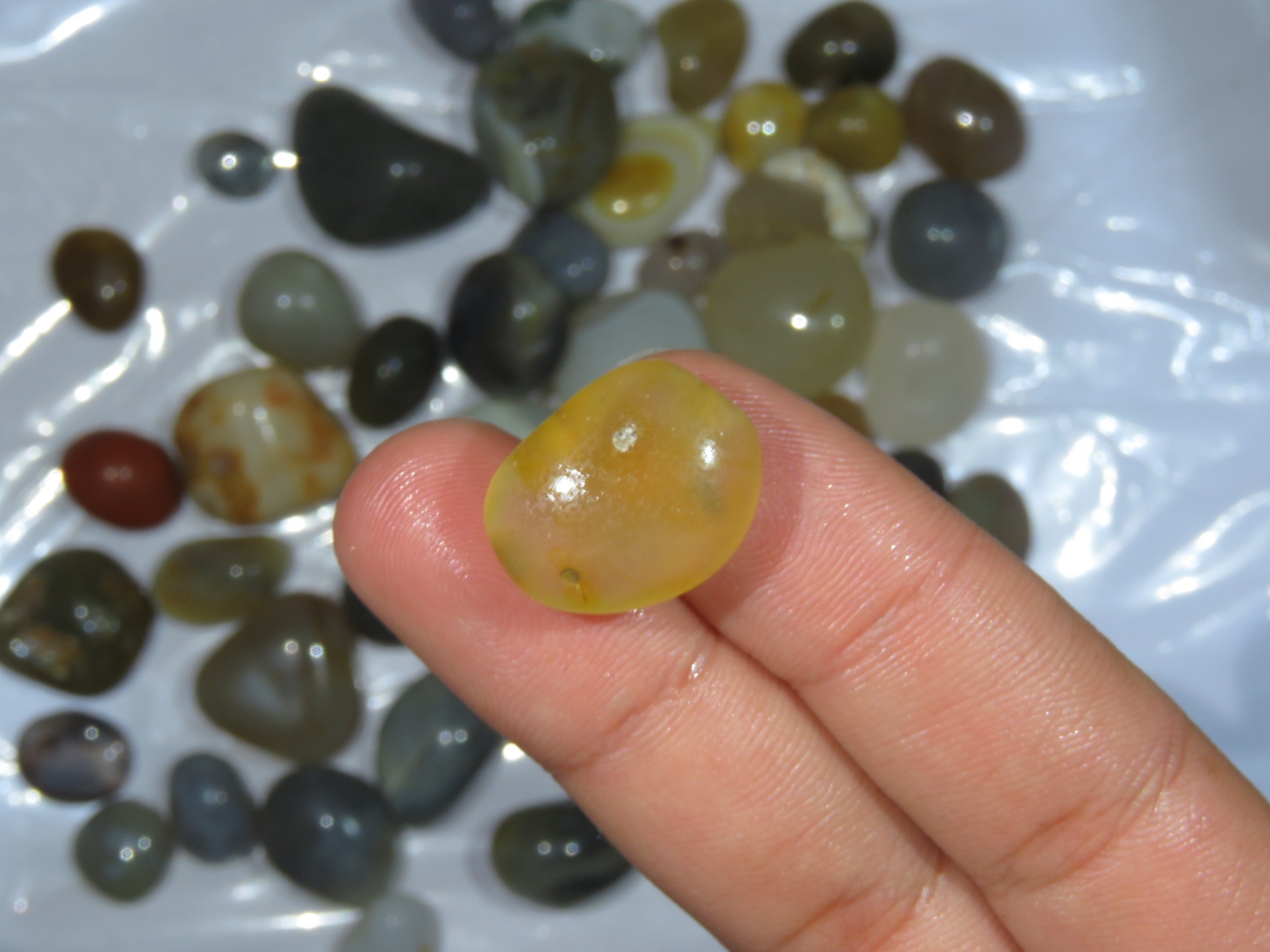 عقیق سلیمانی زرد 4.7گرم طبیعی و بدون بهسازی