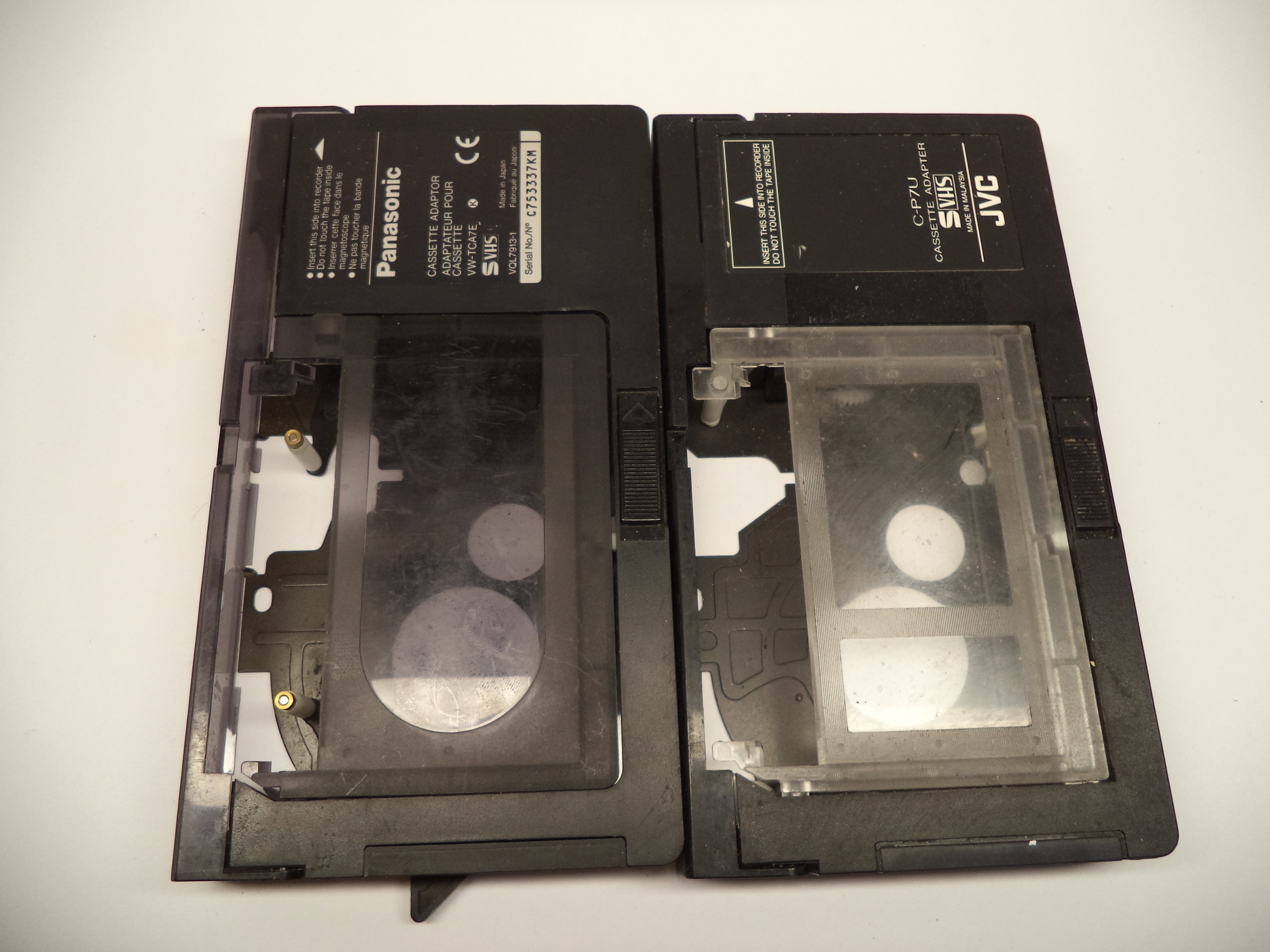 دو عدد مبدل فیلم کوچک به بزرگ minivhs to vhs
