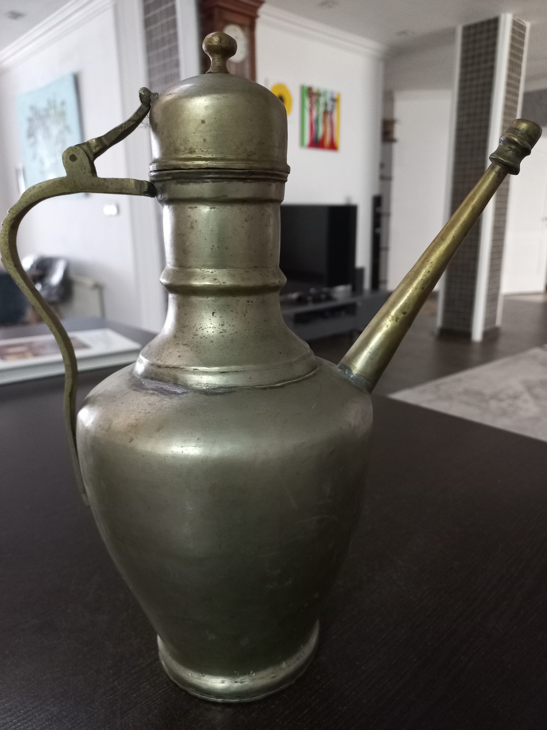 گلاب دان بسیار قدیمی